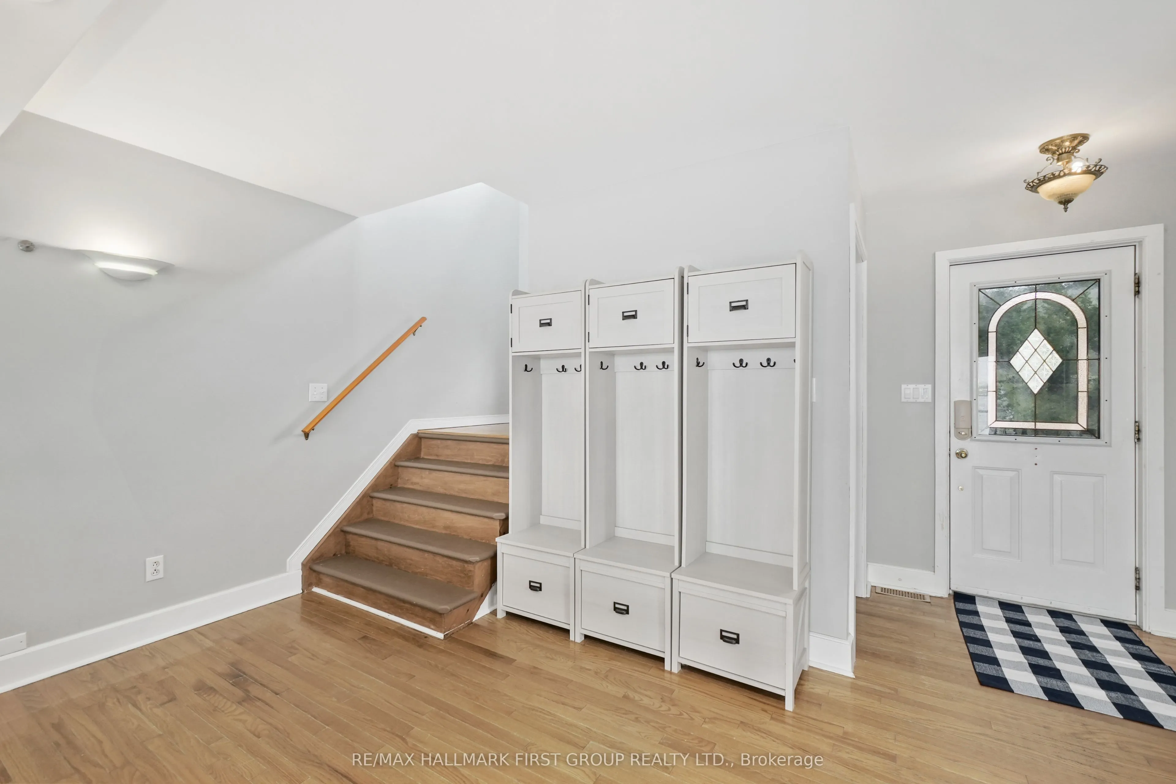 8 Parker Drive