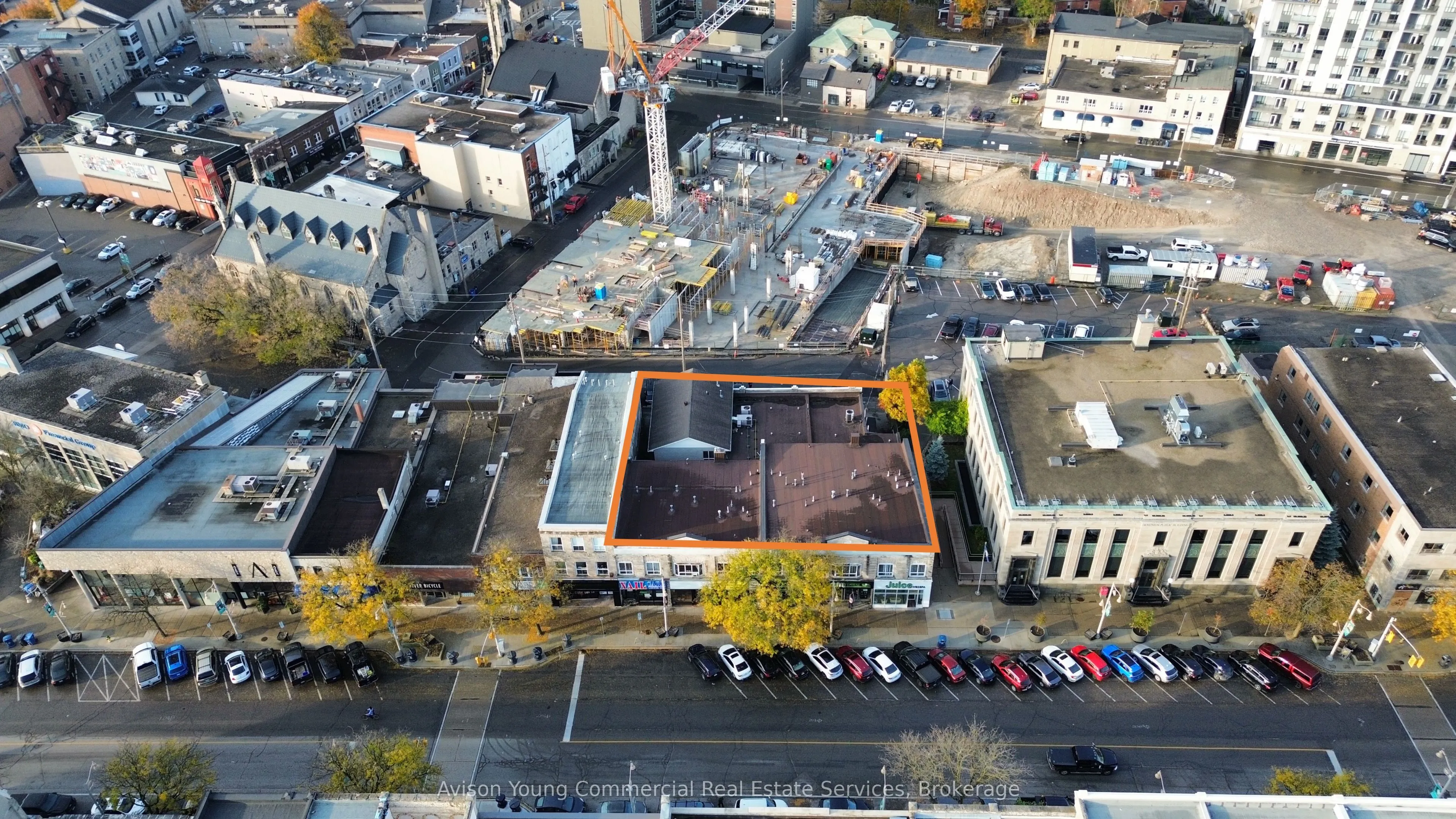 120-134 Wyndham Street N