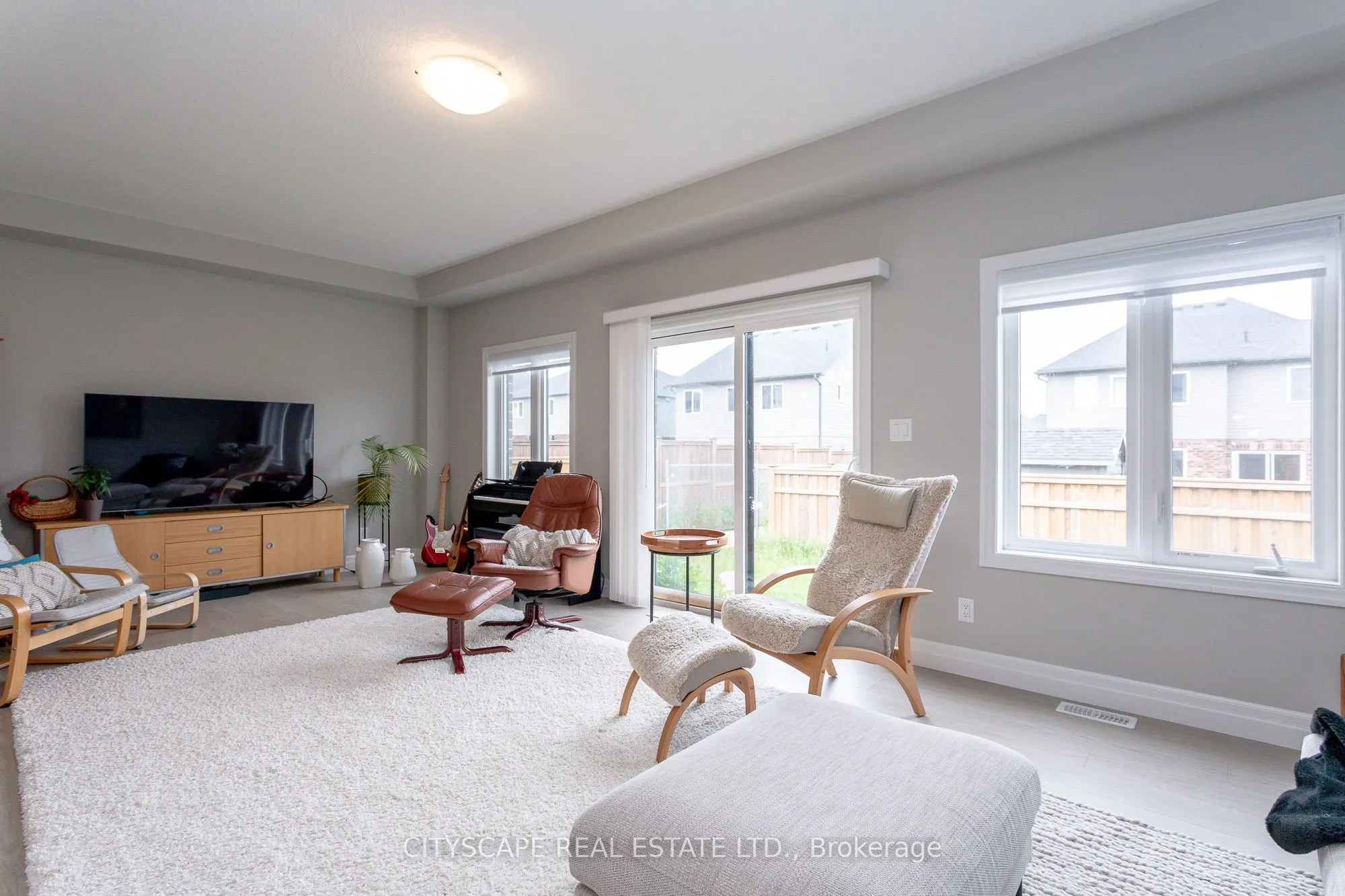 68 Davidson Drive N
