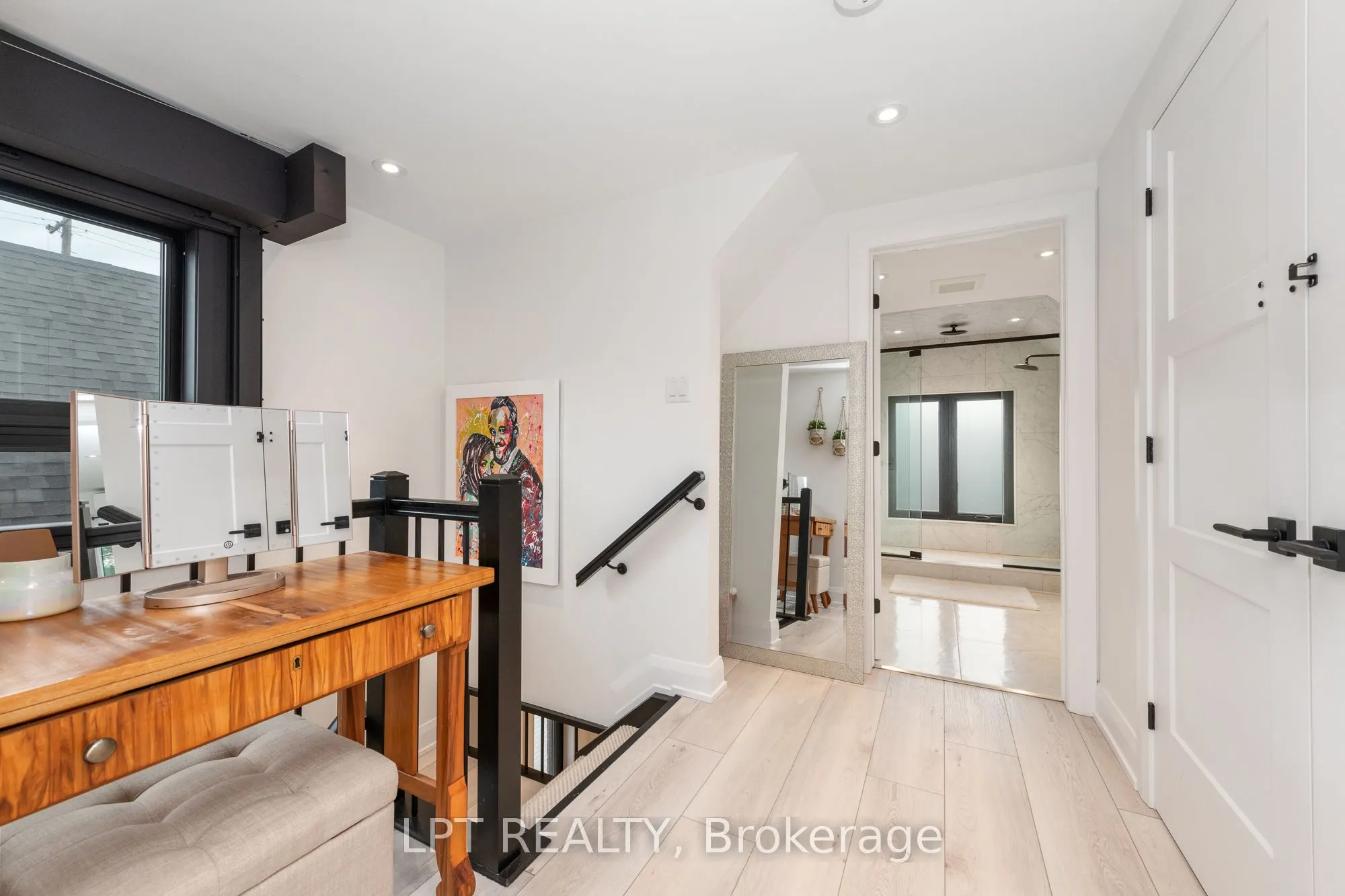 323 Booth Street