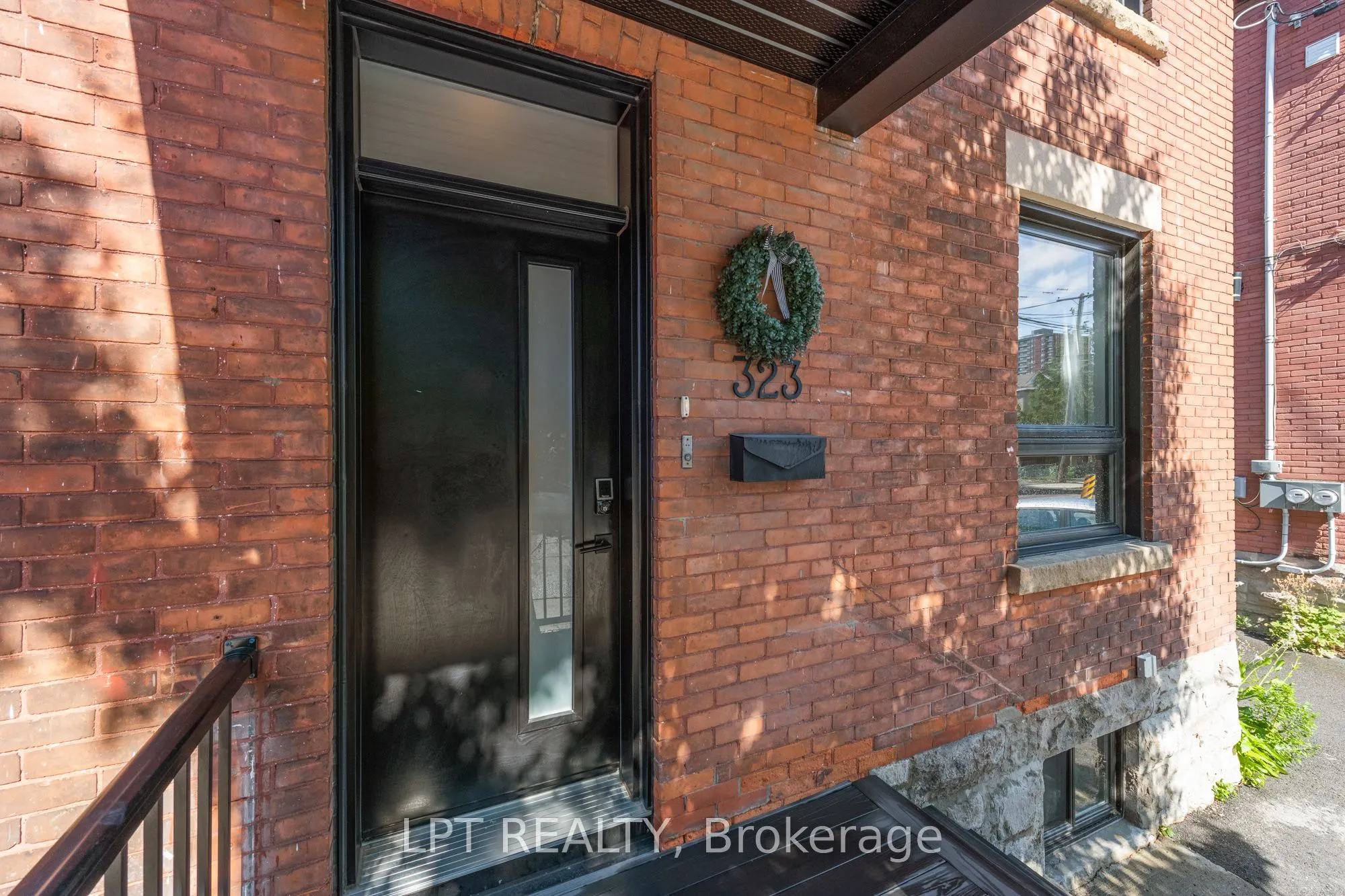 323 Booth Street