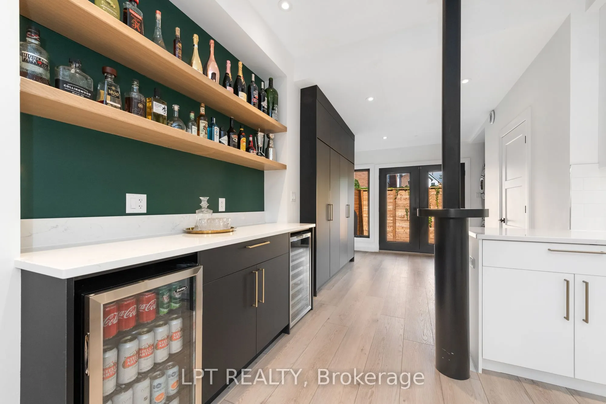 323 Booth Street