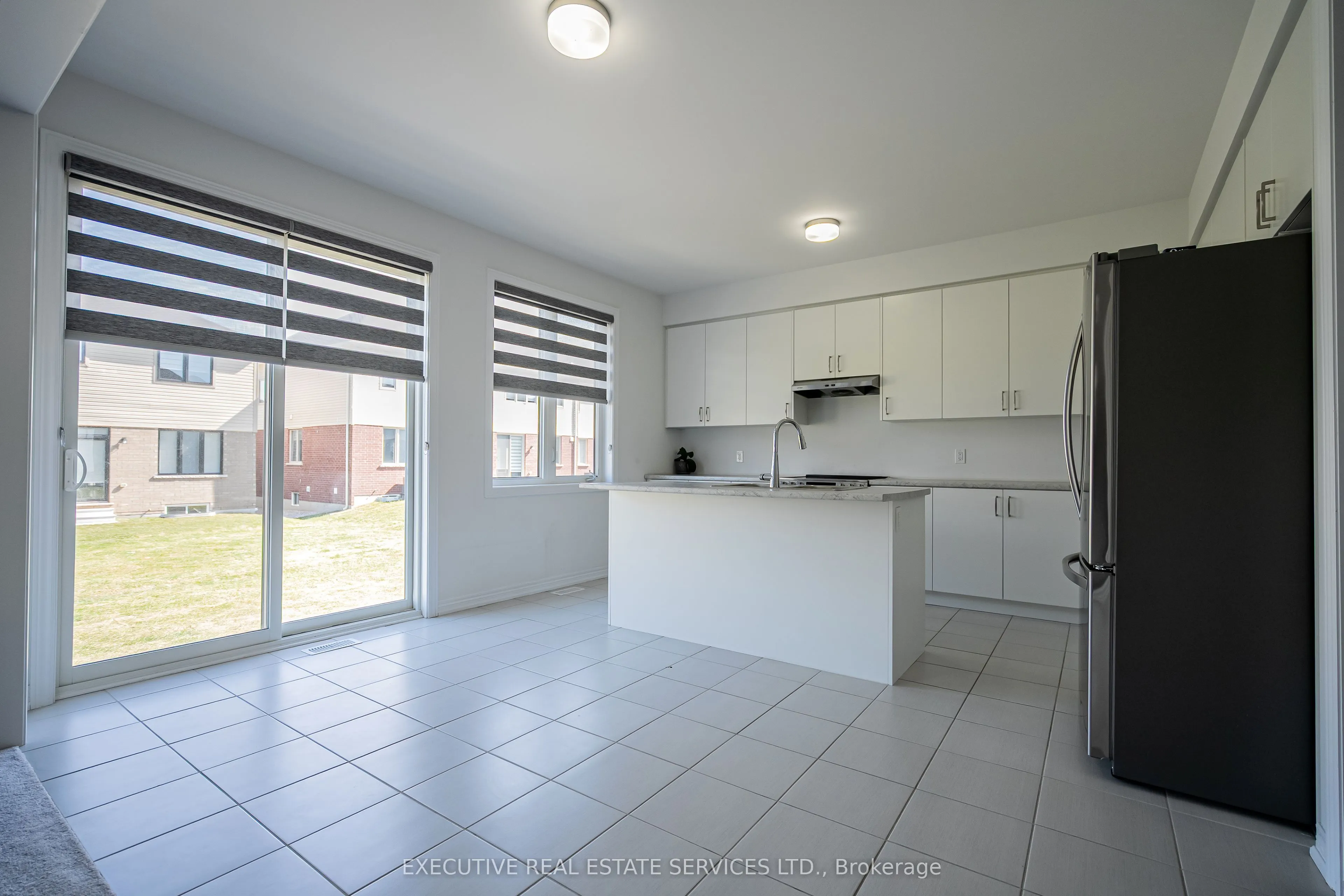 283 Rea Drive N