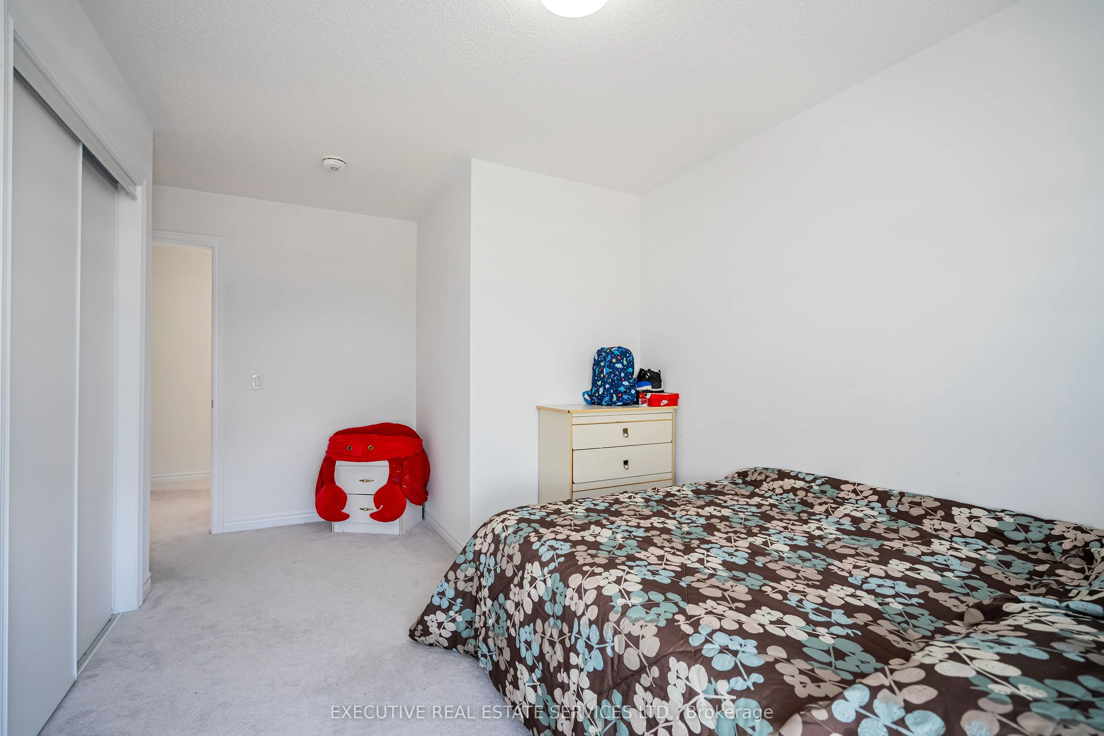 283 Rea Drive N
