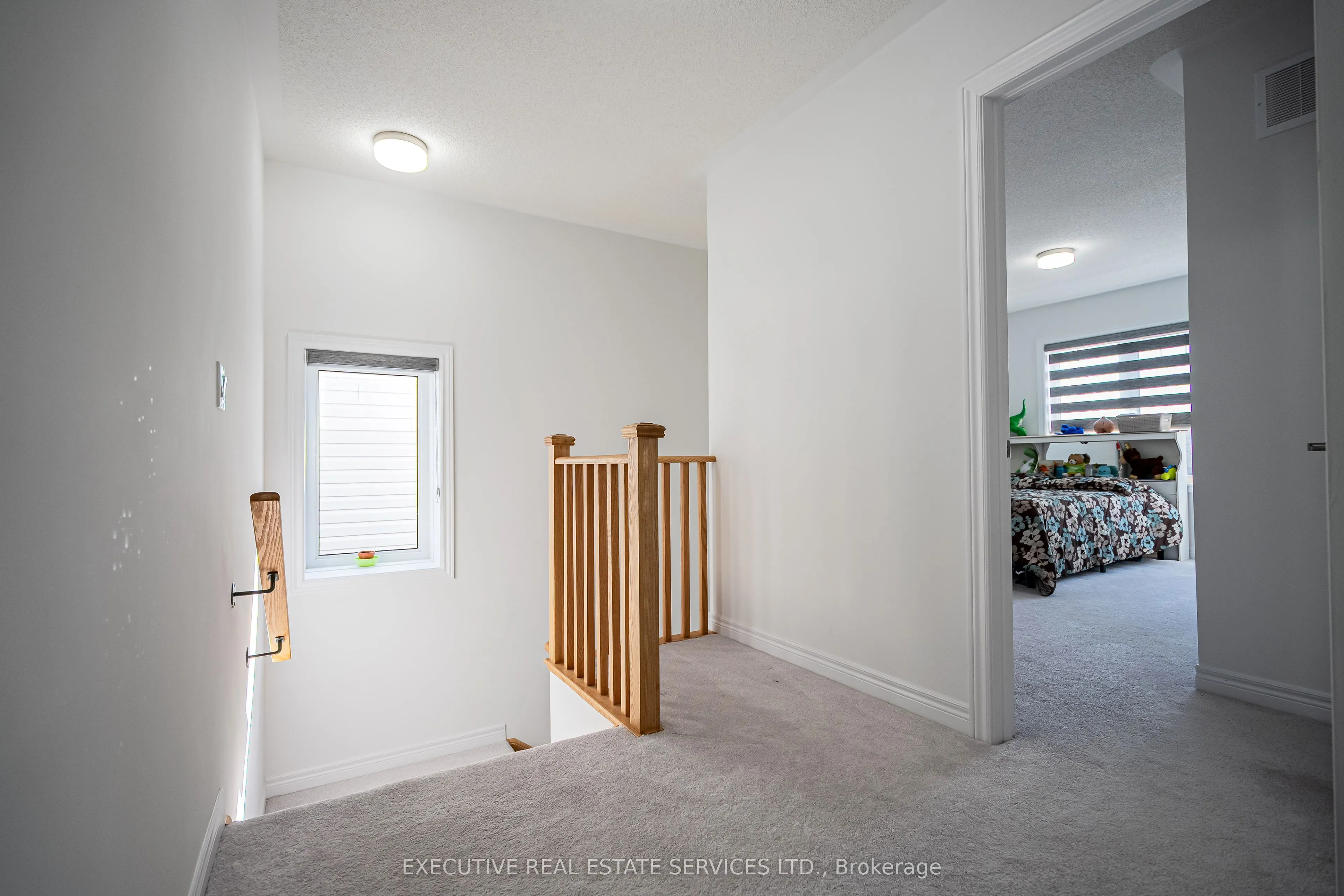 283 Rea Drive N