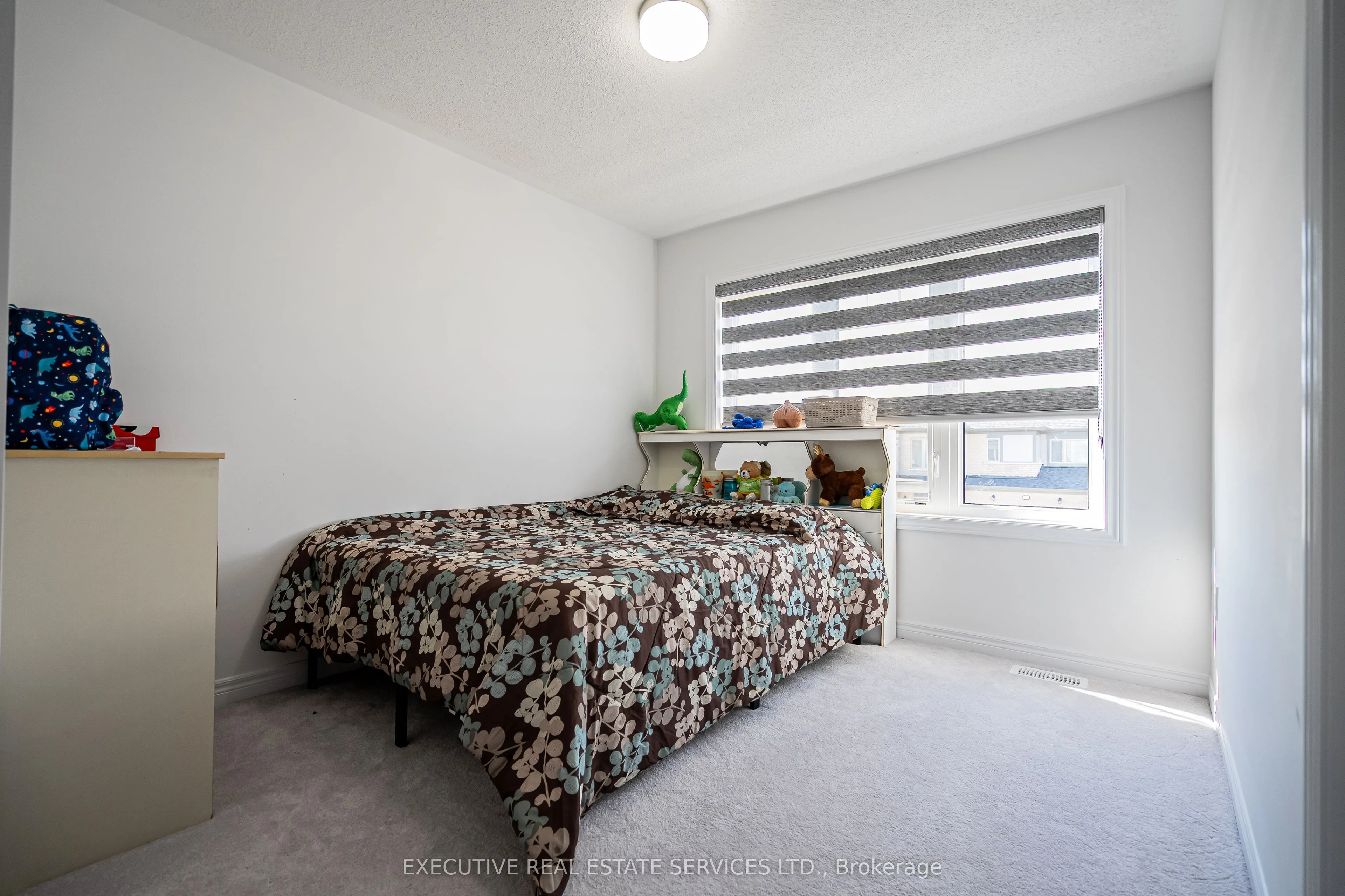 283 Rea Drive N