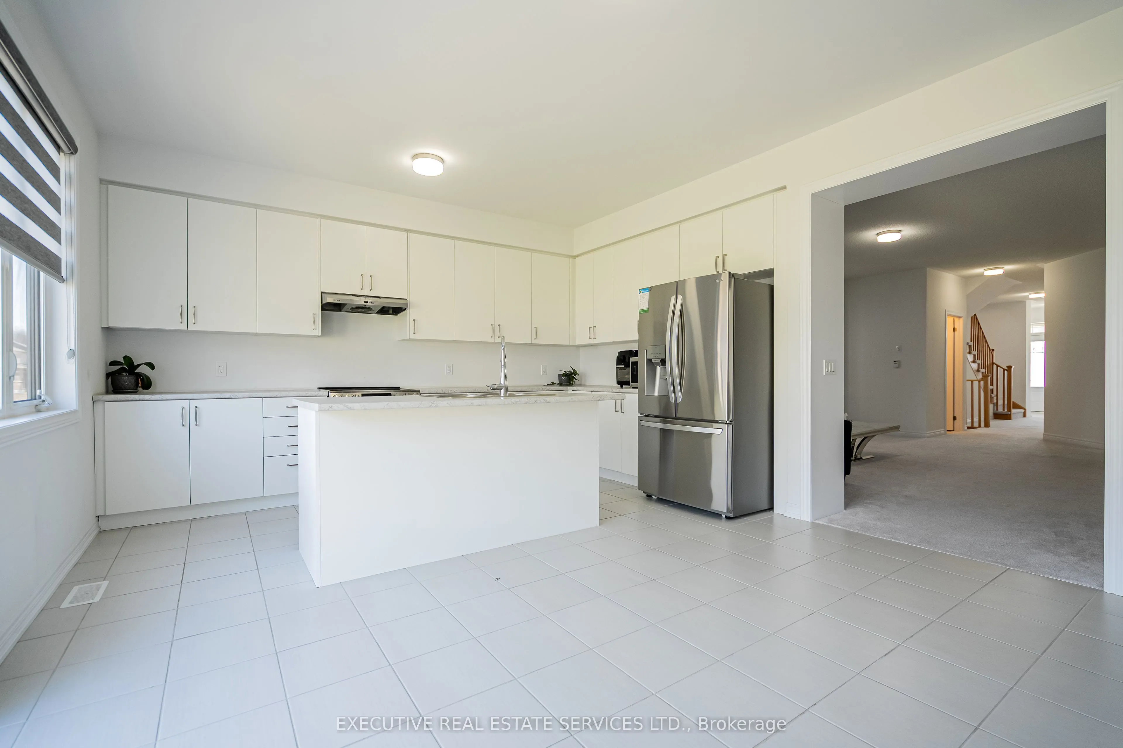 283 Rea Drive N
