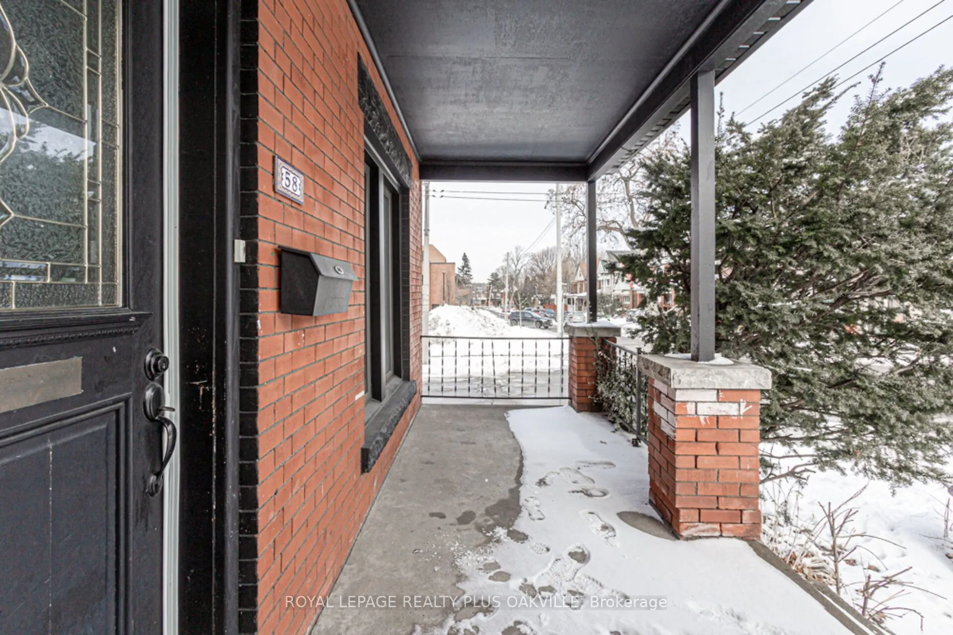 58 Lorne Avenue
