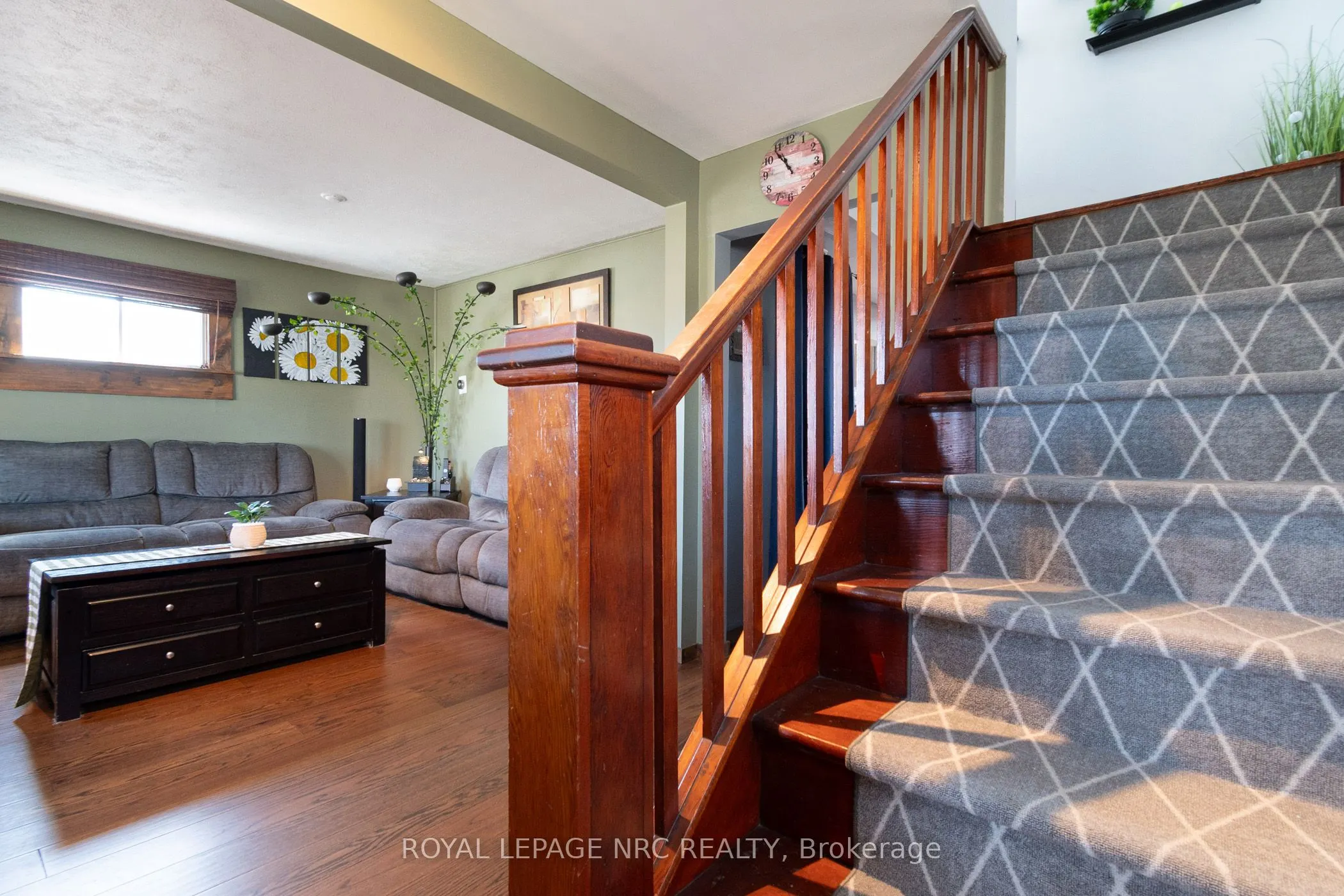 508 Main Street W