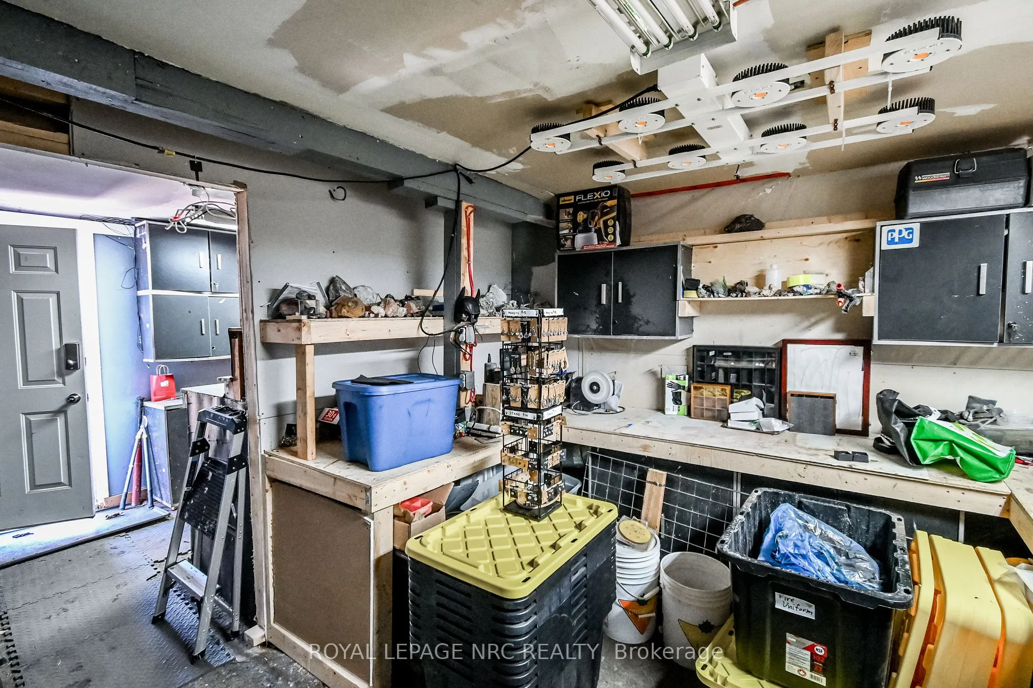 508 Main Street W