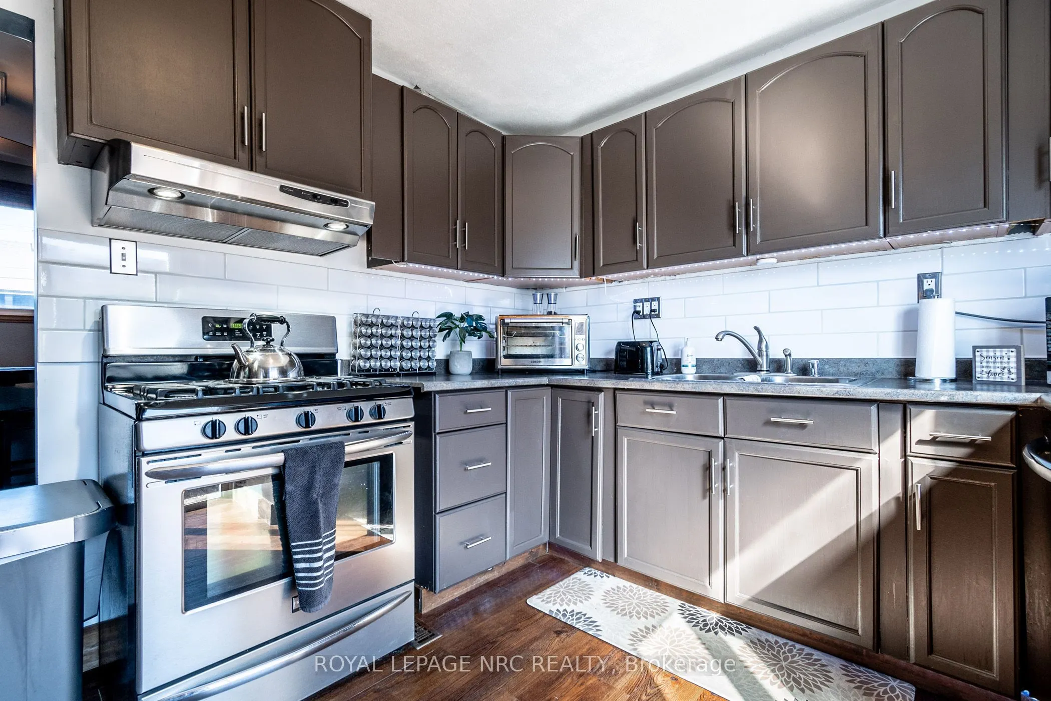 508 Main Street W