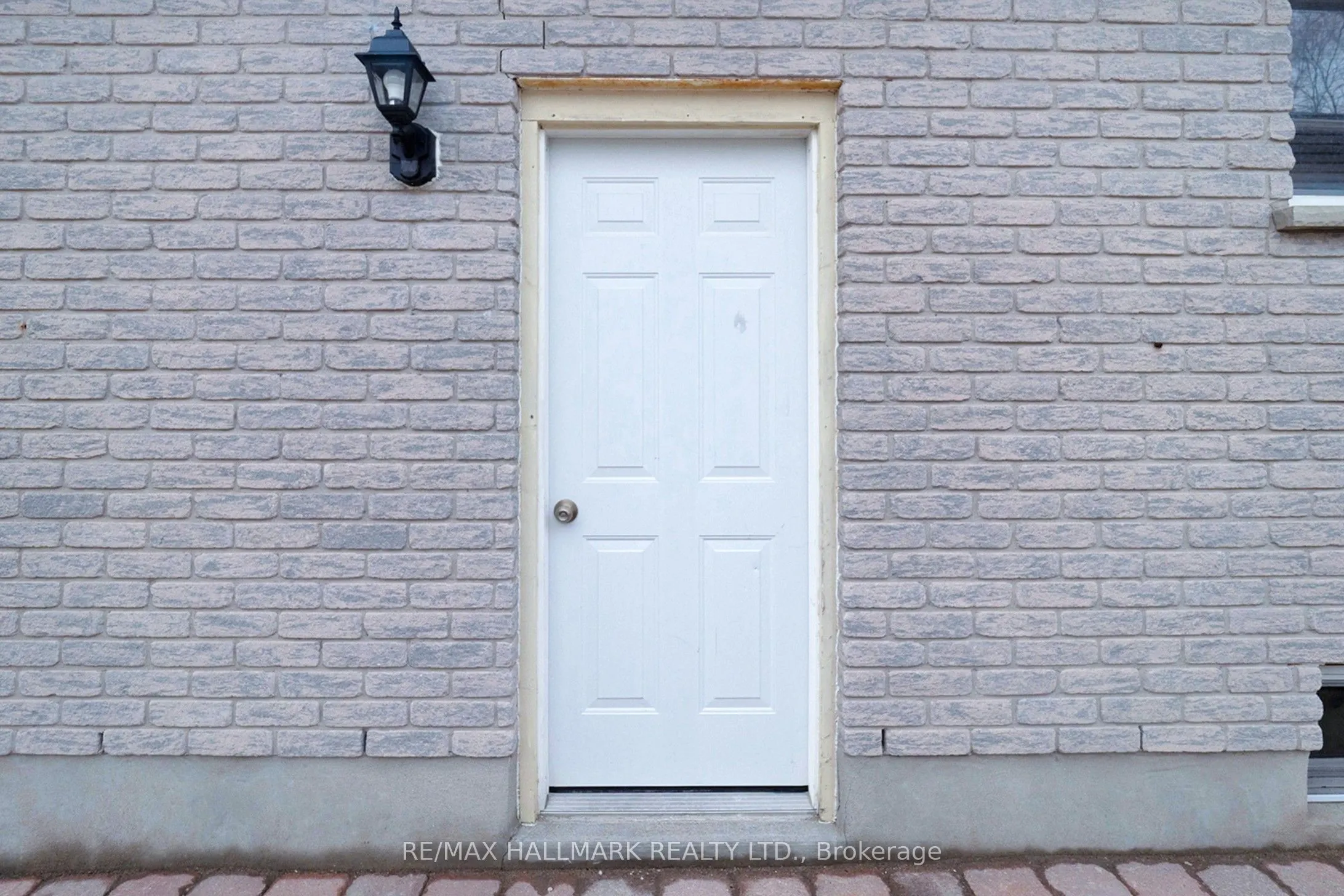 343 FLEMING Drive
