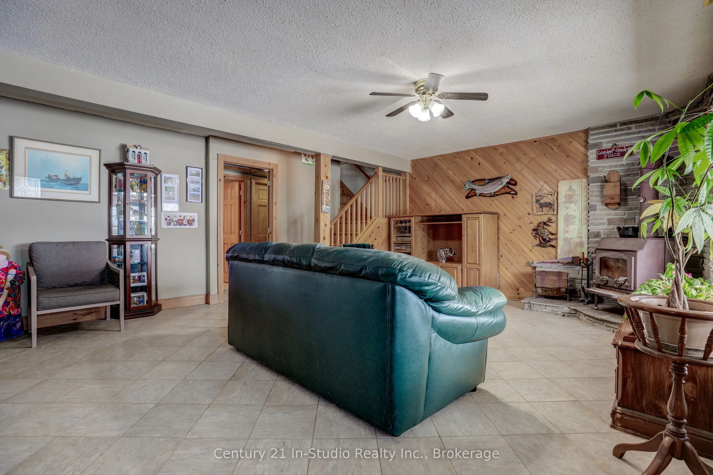 134 MacIntosh Drive