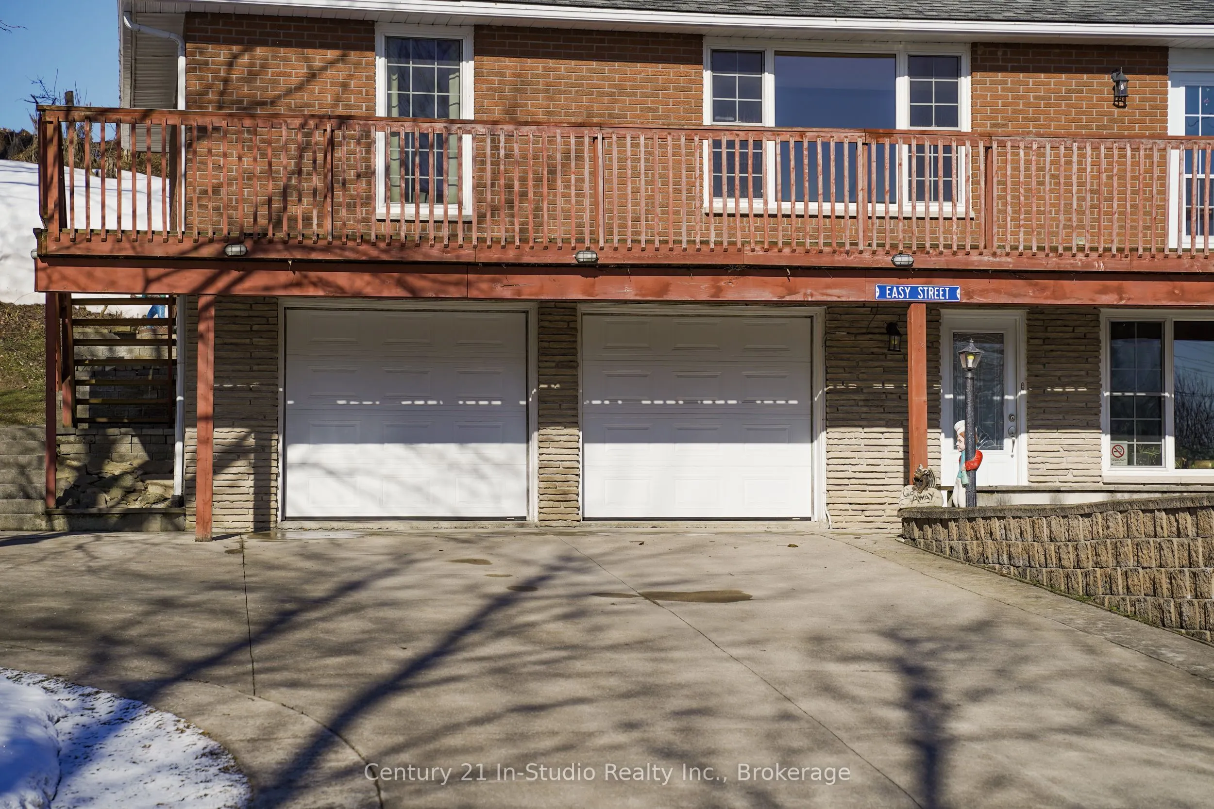 134 MacIntosh Drive