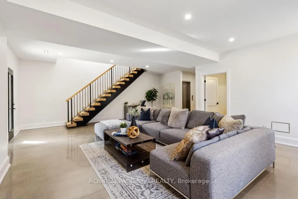 29 Yates Street
