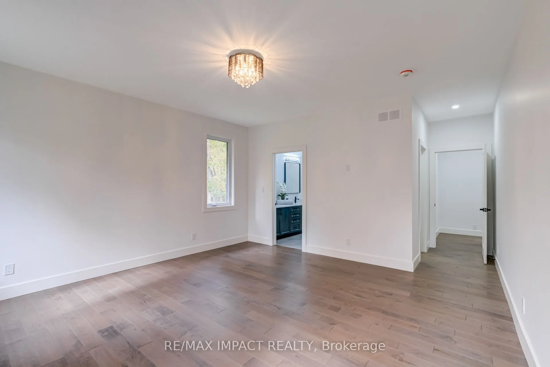 11 Maplewood Court