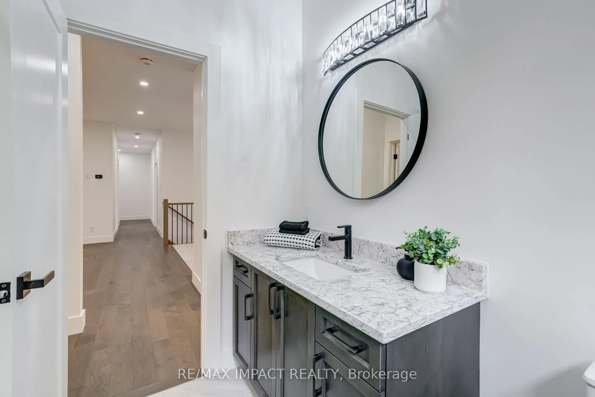 11 Maplewood Court