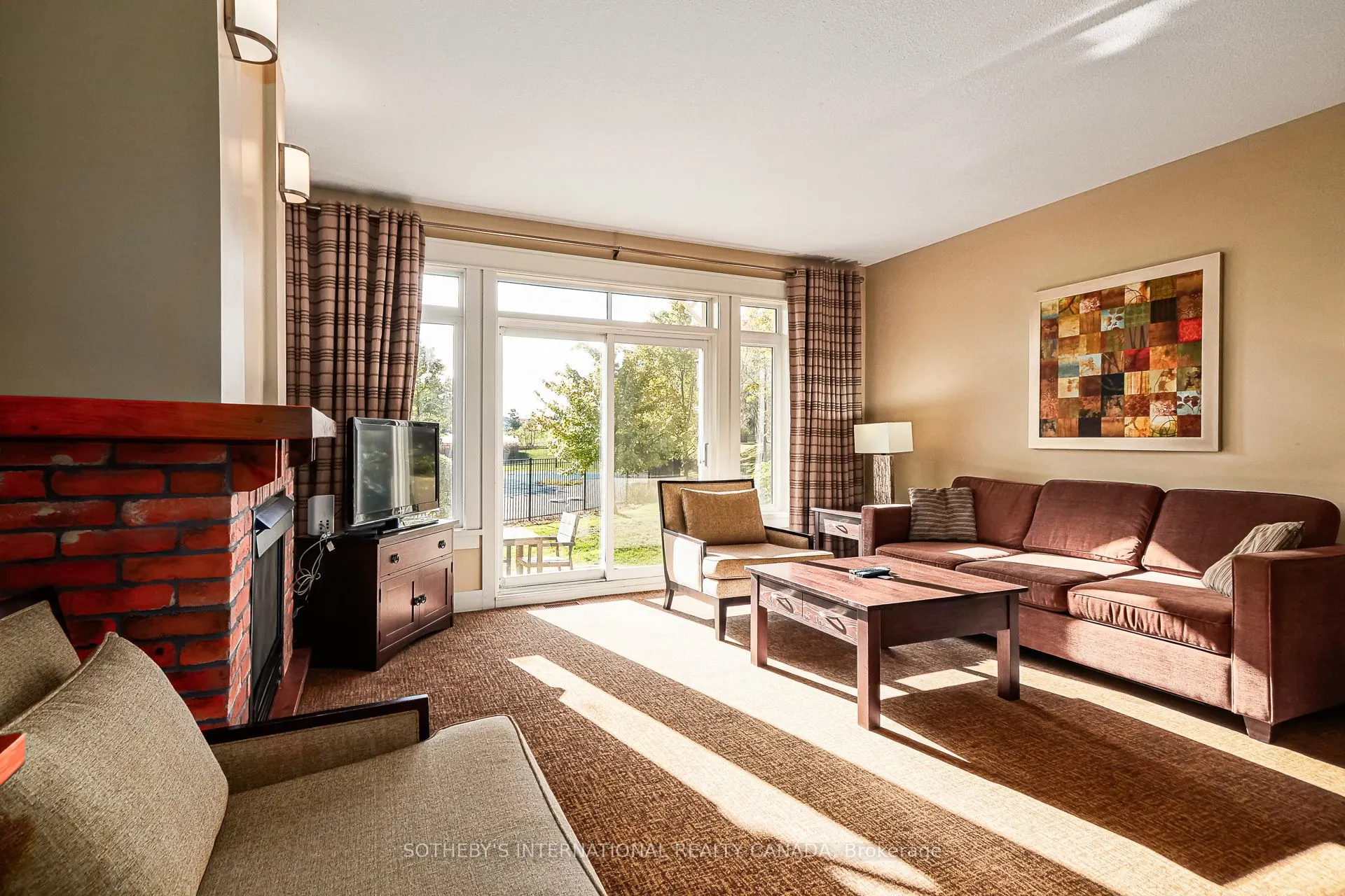 125 Fairway Court