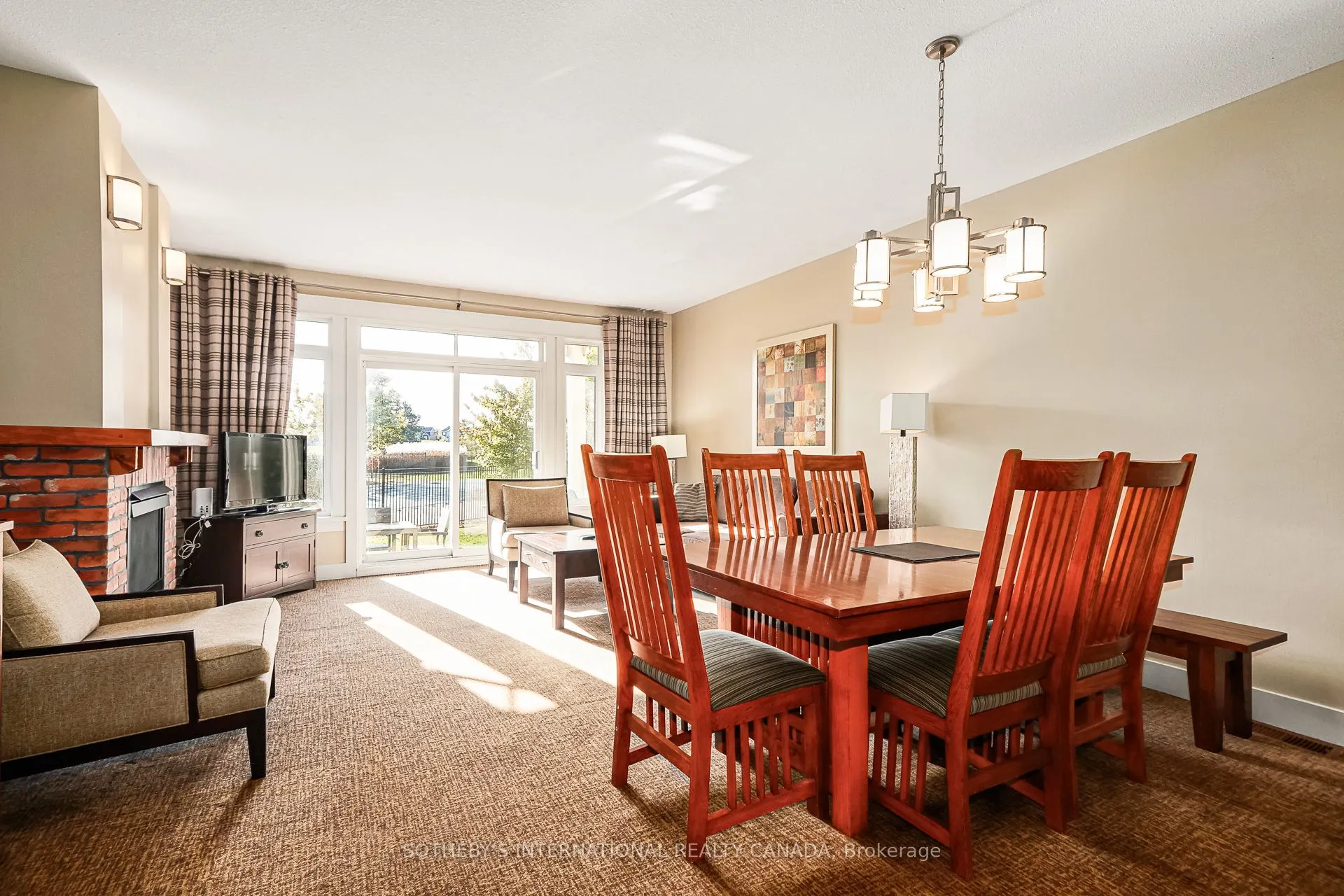 125 Fairway Court