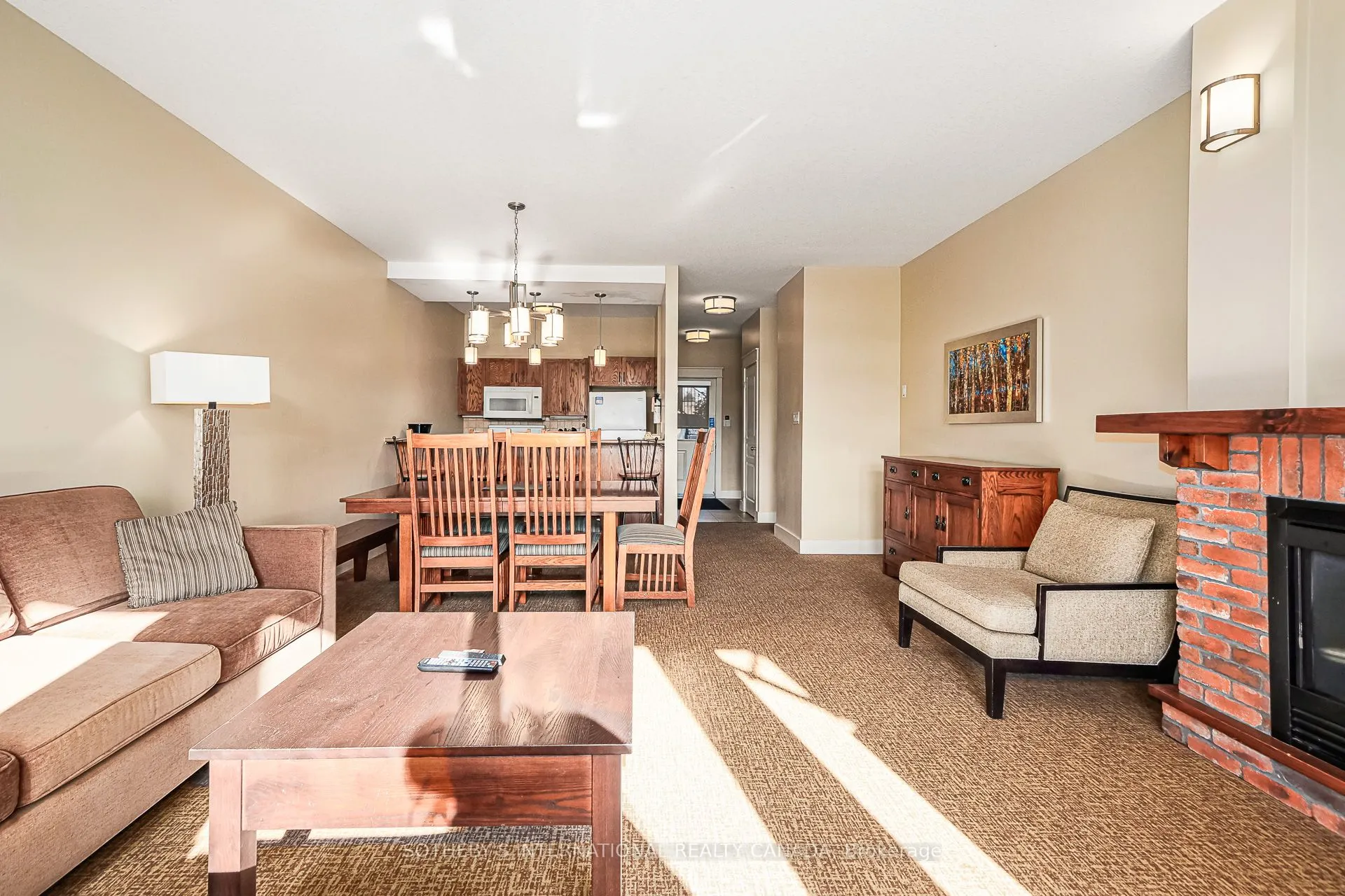 125 Fairway Court