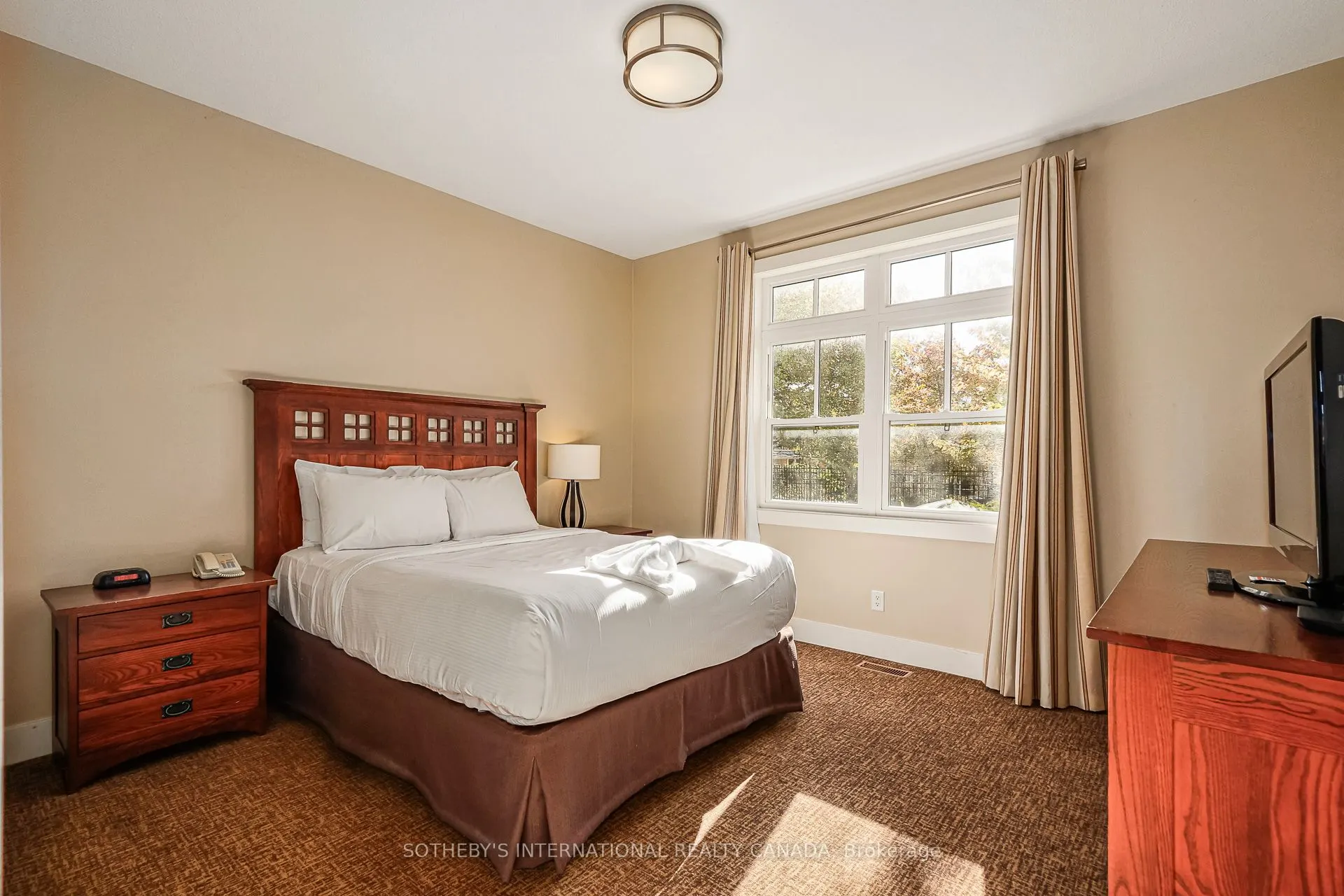 125 Fairway Court