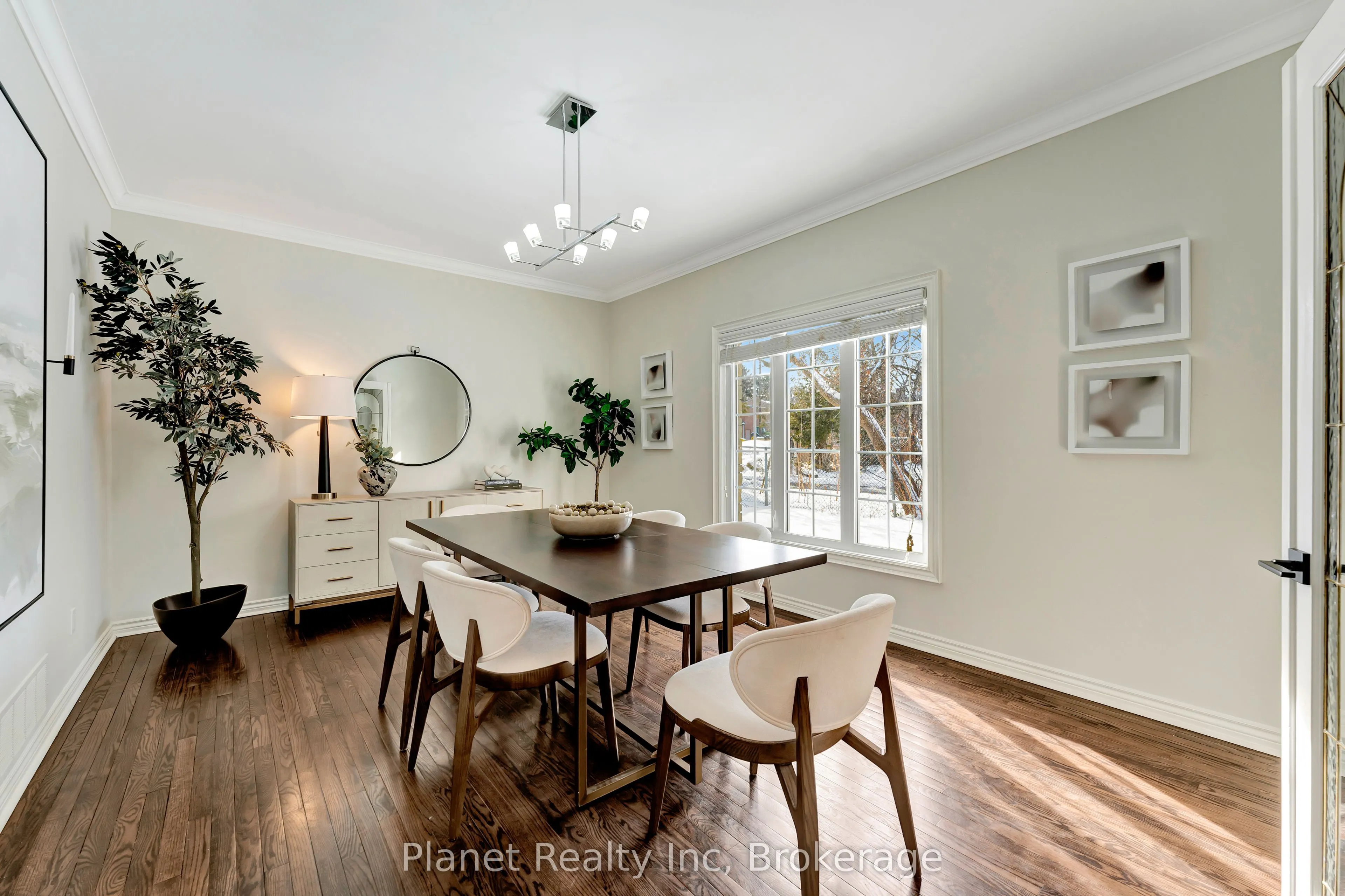 25 Manor Park Crescent #7