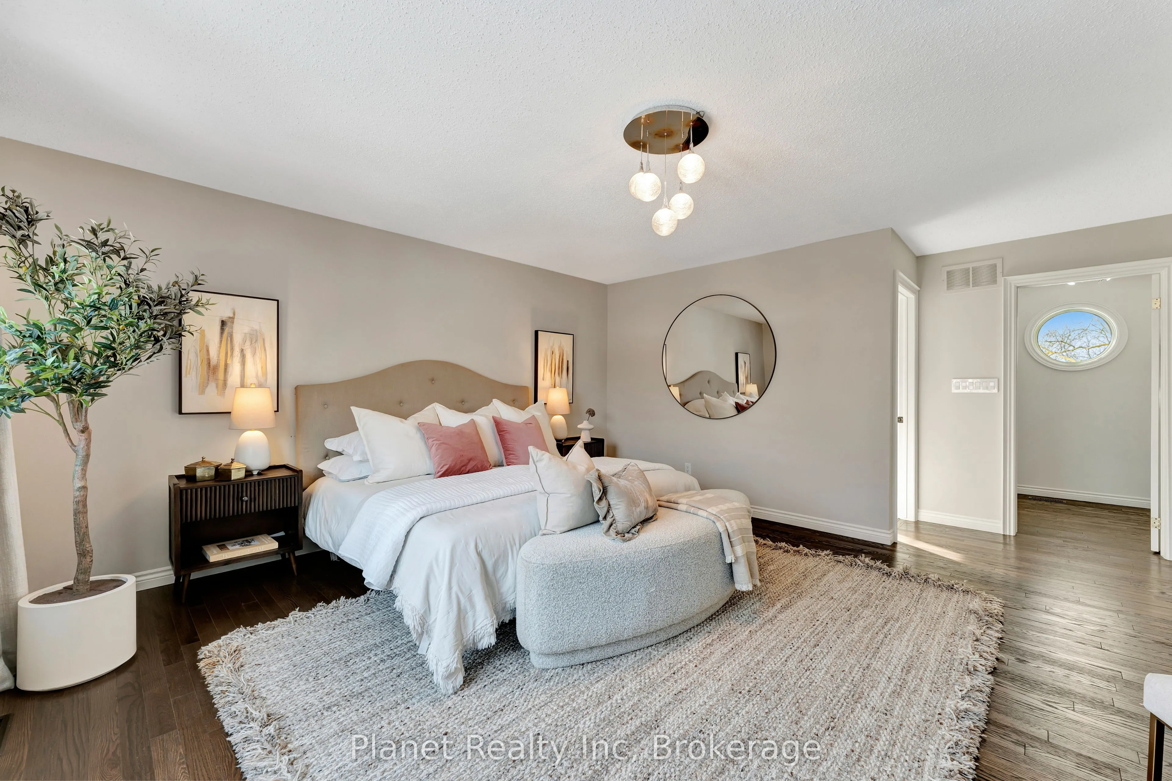 25 Manor Park Crescent #7