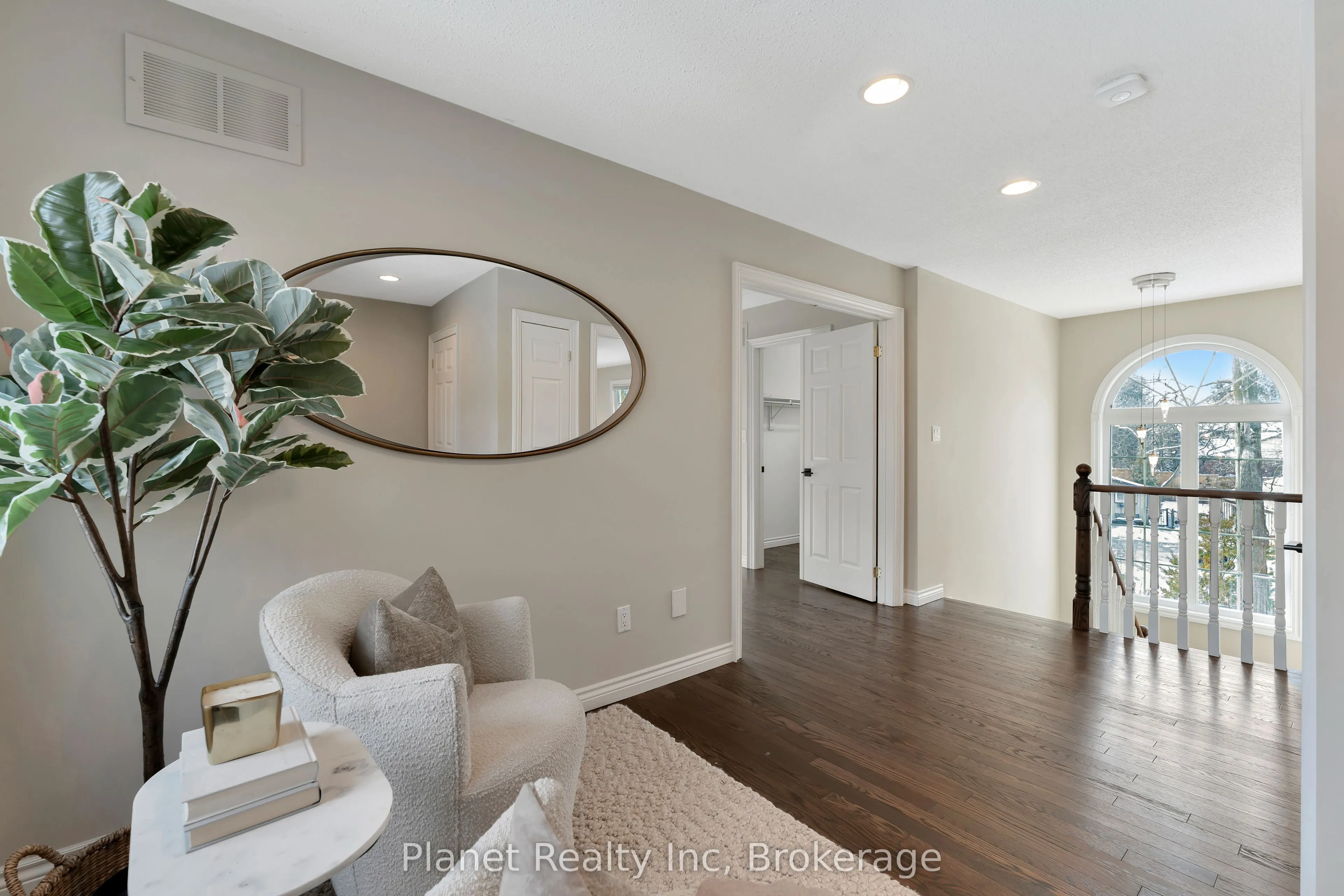 25 Manor Park Crescent #7