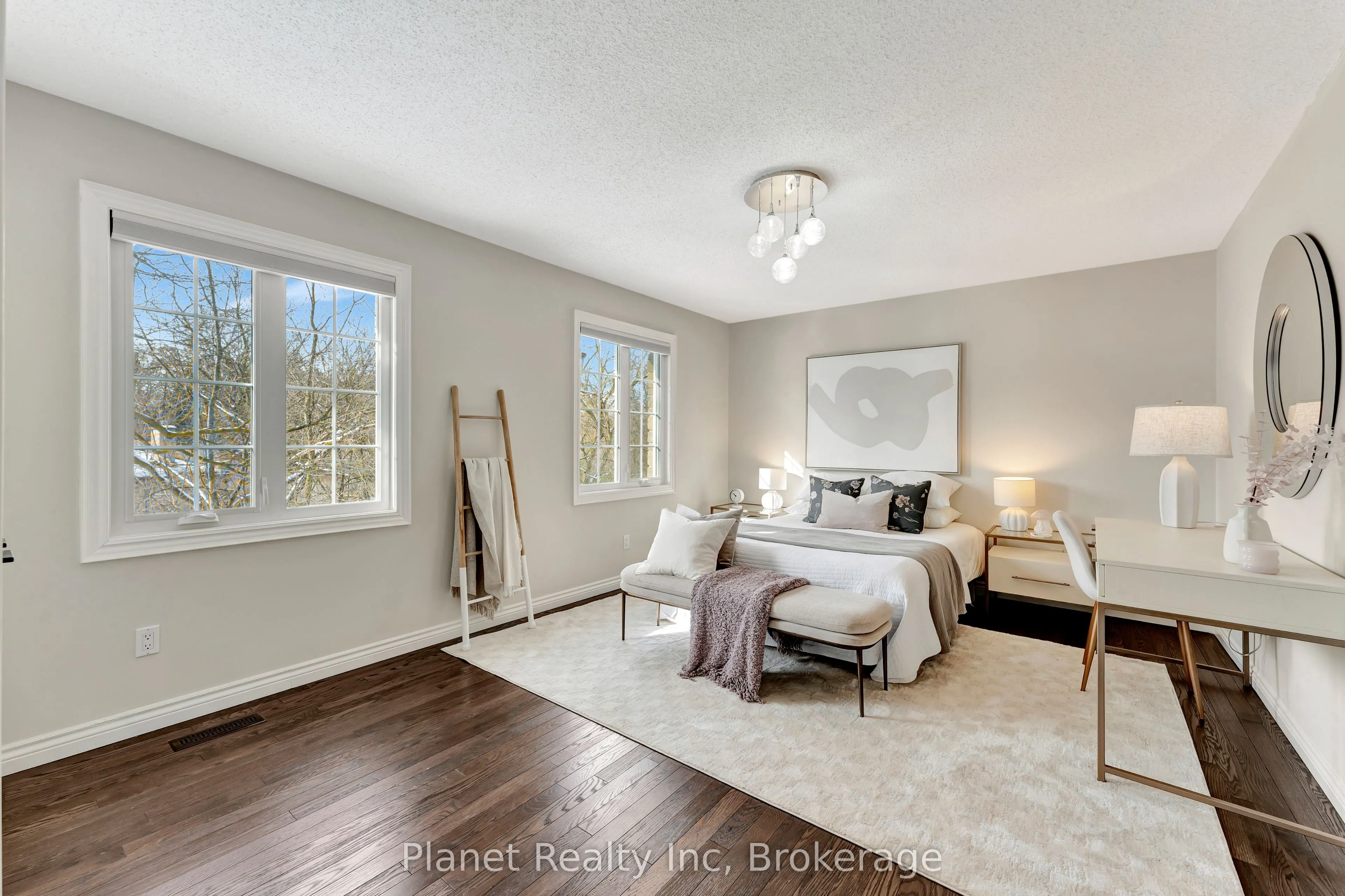 25 Manor Park Crescent #7