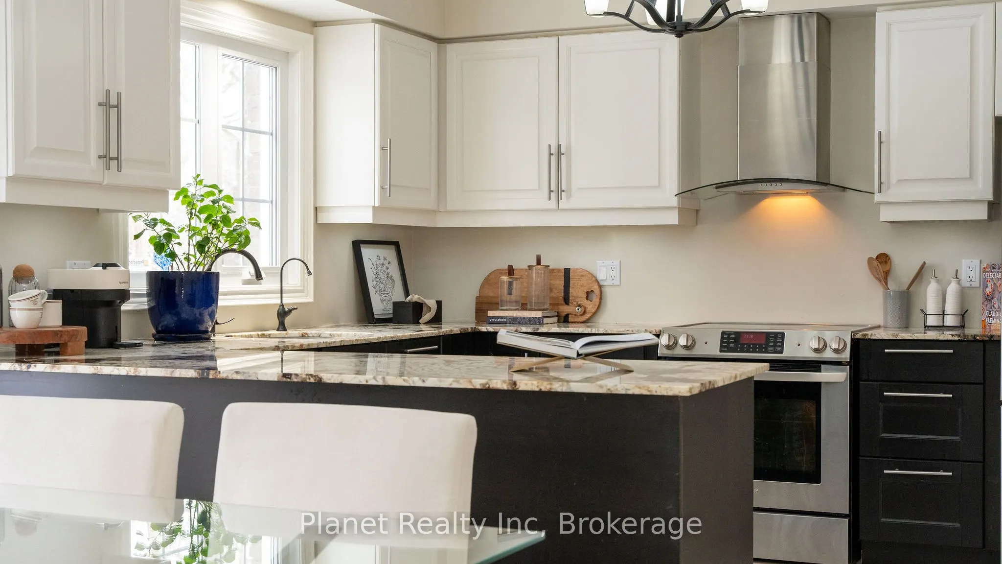 25 Manor Park Crescent #7