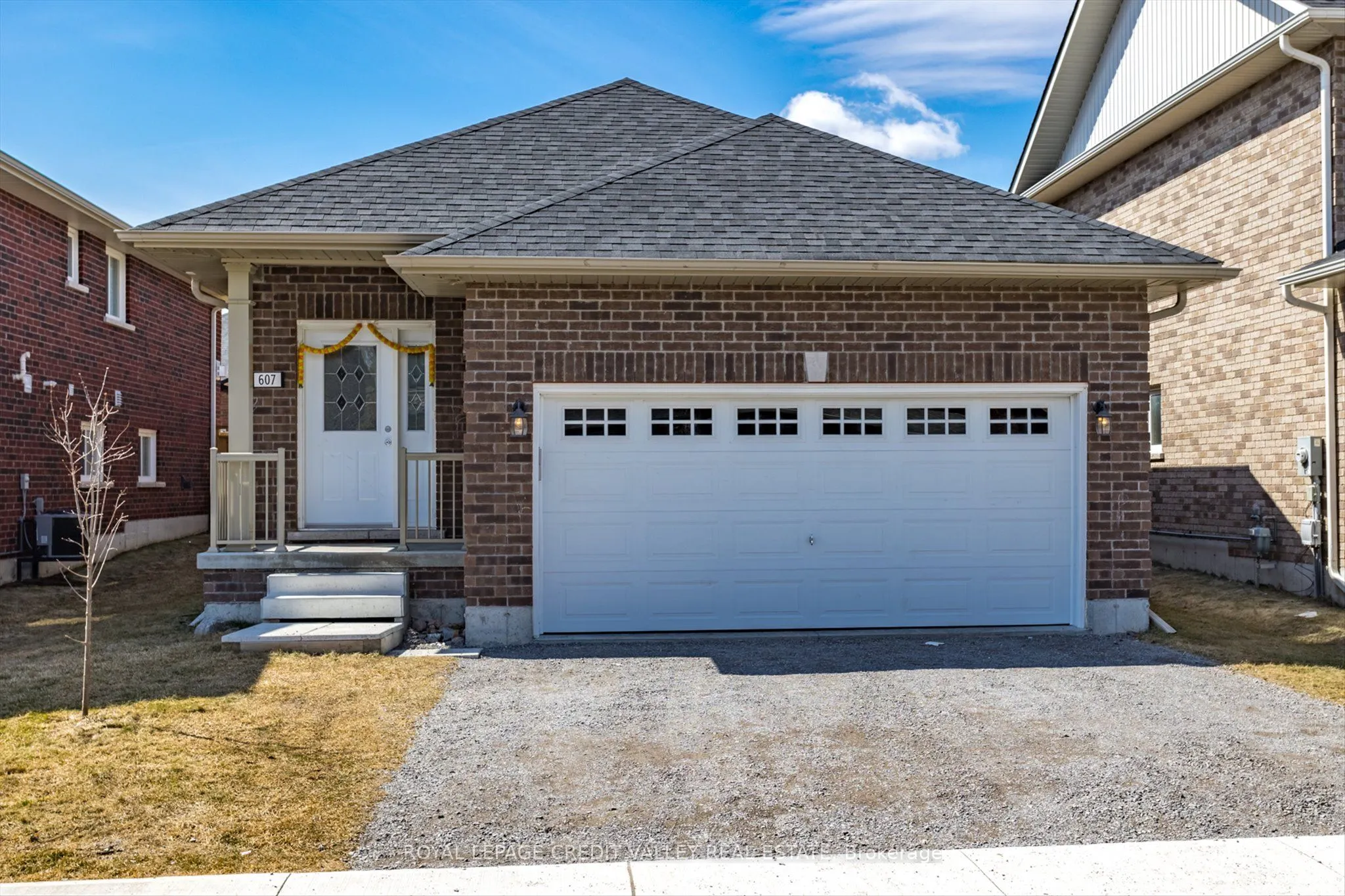 607 Lemay Grove