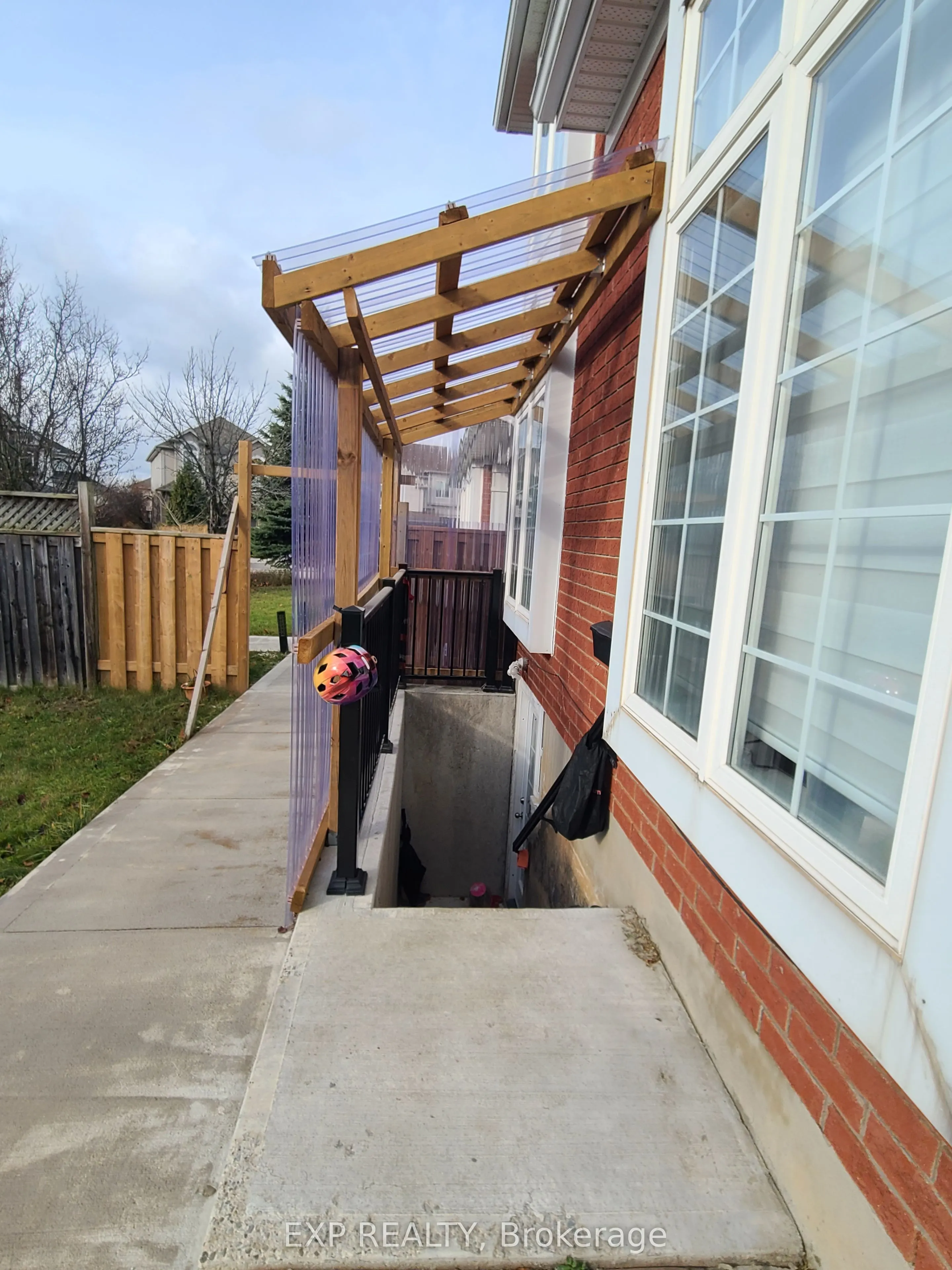 12 Peer Drive, #Basmnt