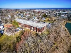 4209 Hixon Street, #204