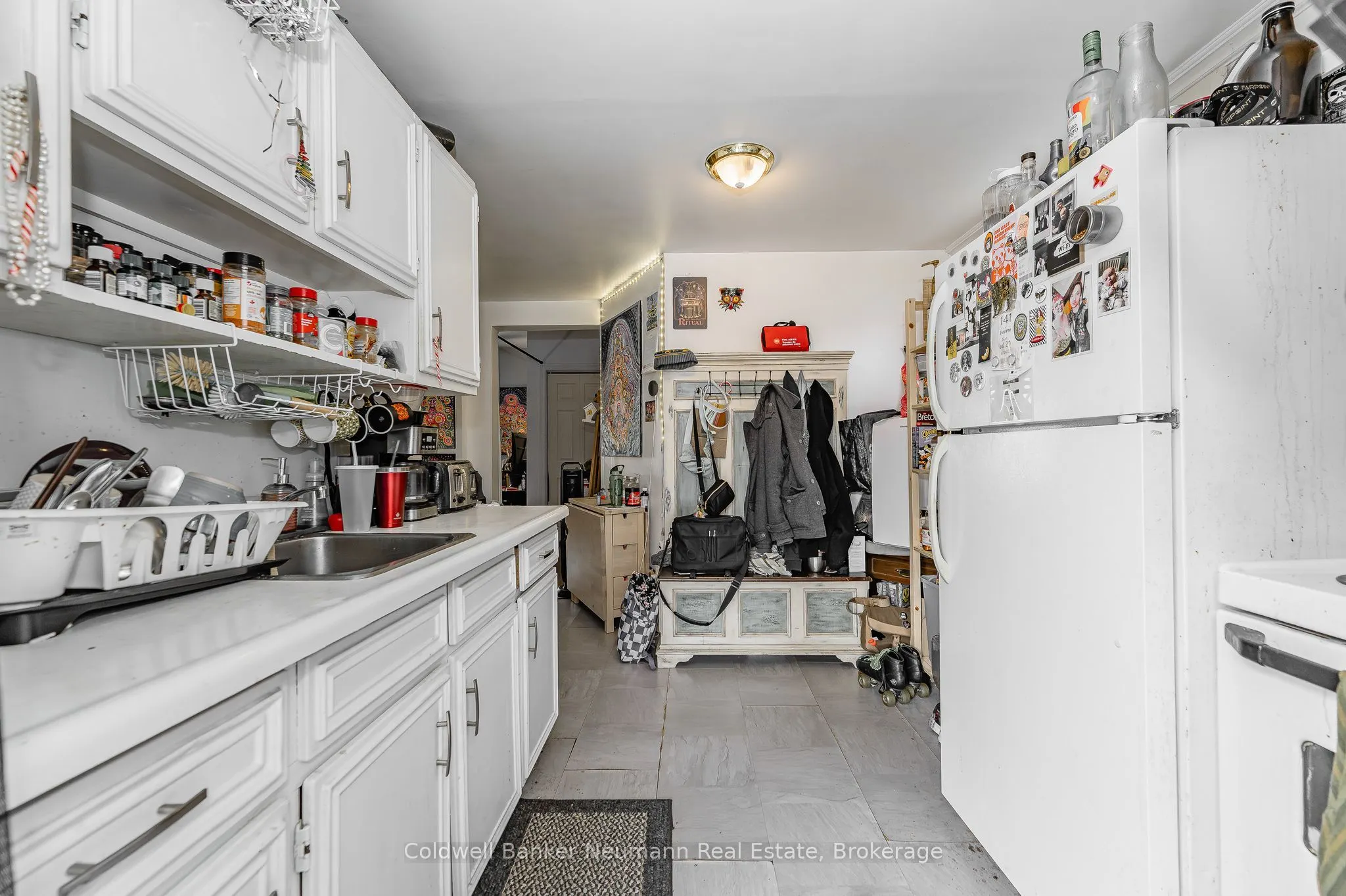 155 Weber Street E