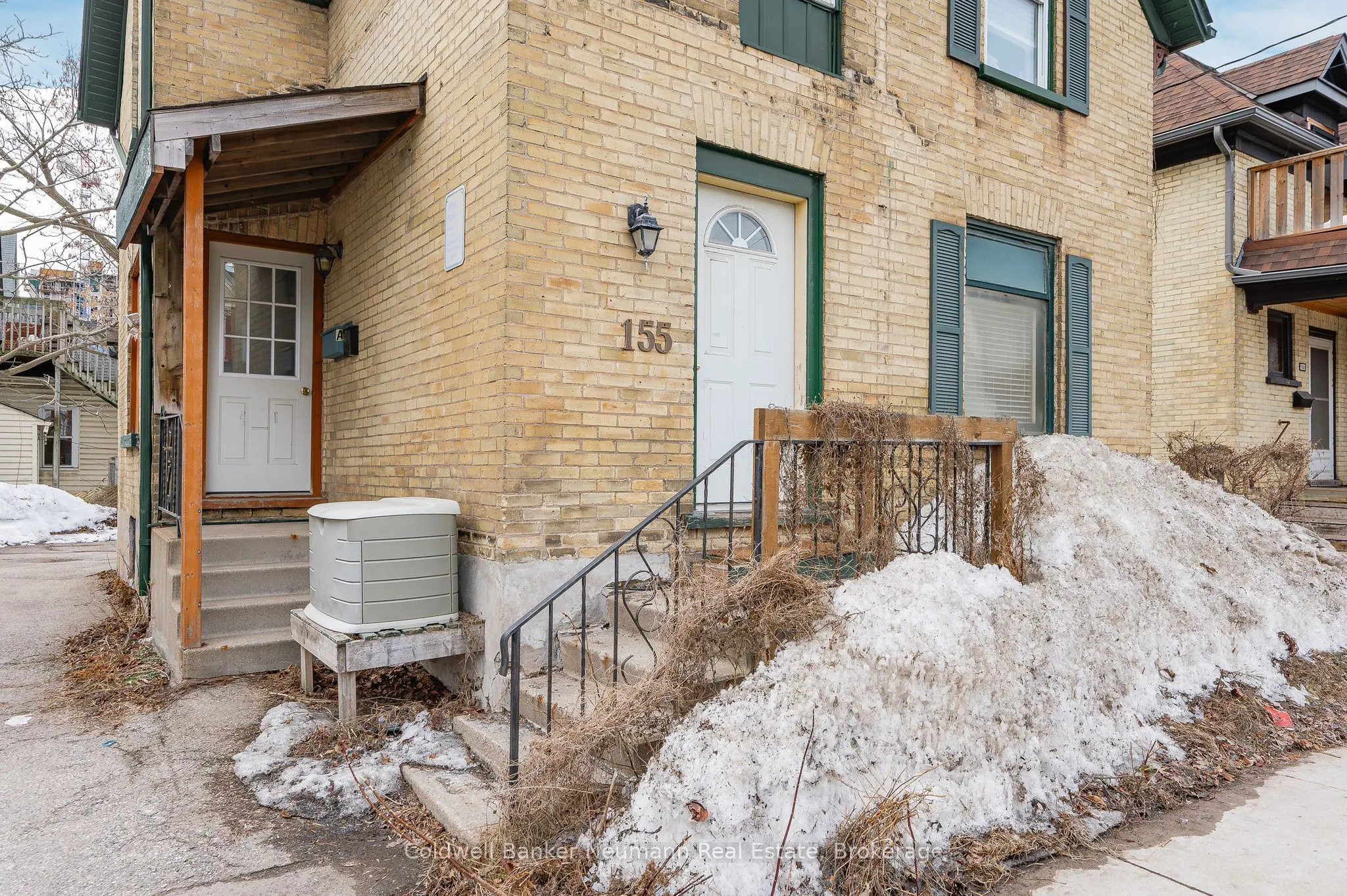 155 Weber Street E