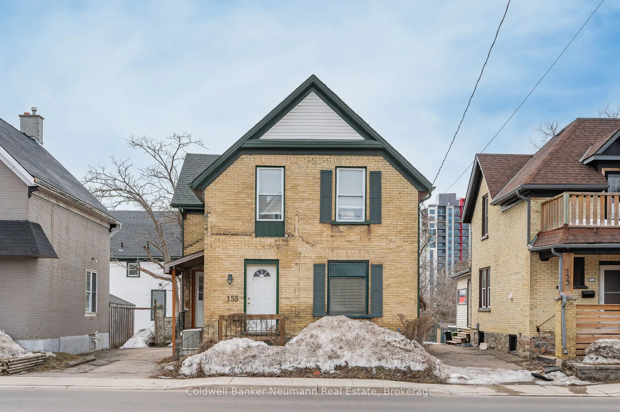 155 Weber Street E