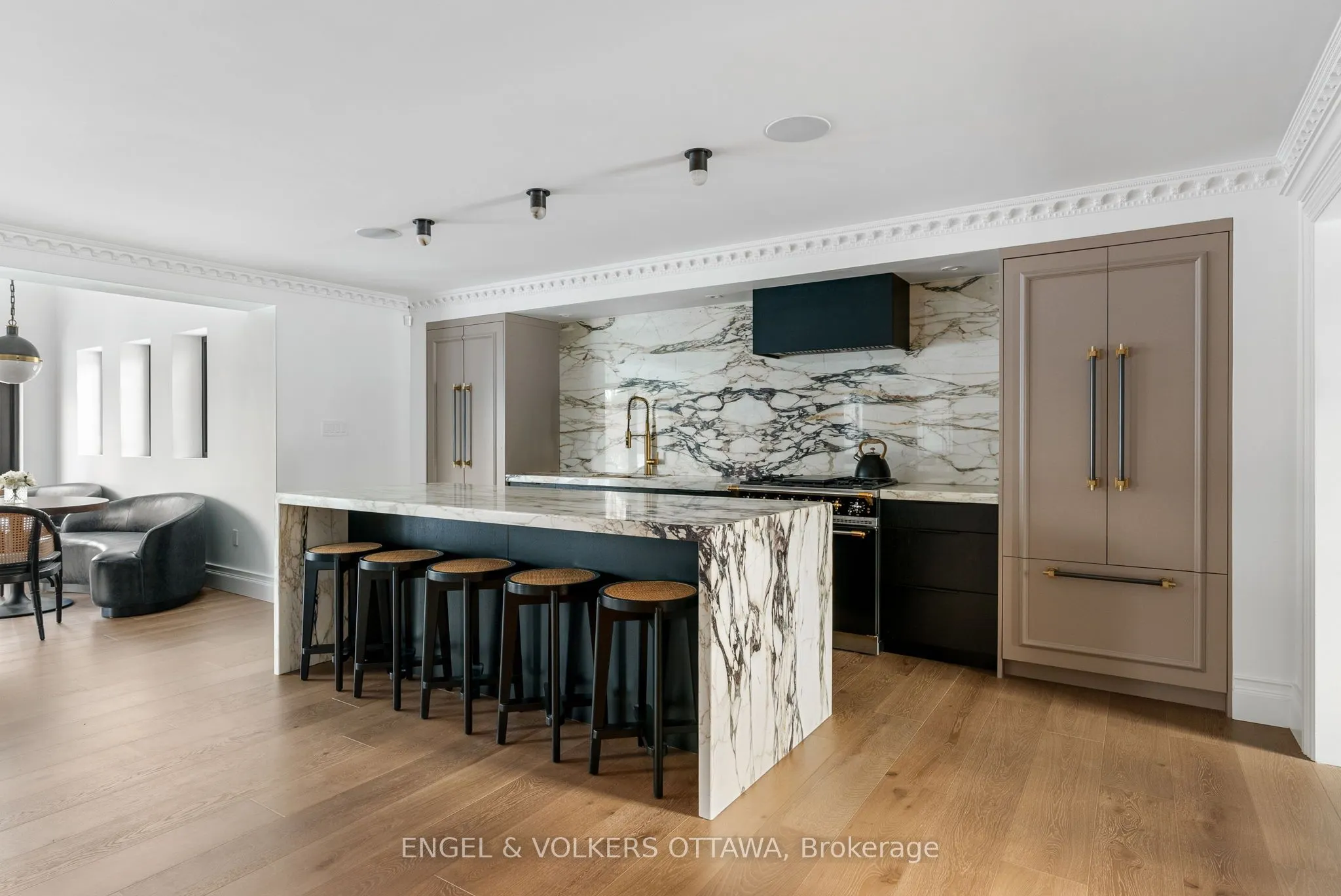 1041 BRANDYWINE Court
