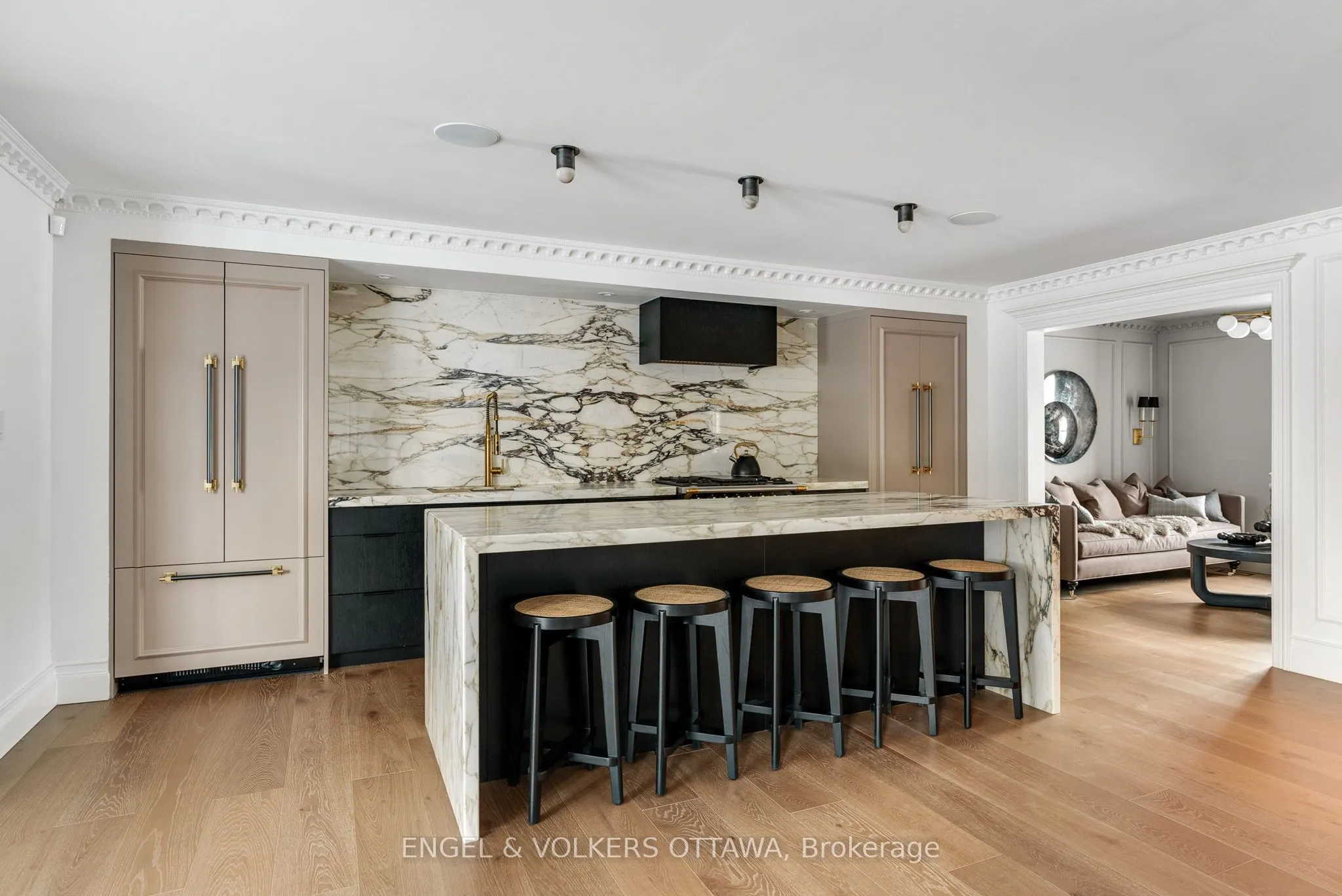 1041 BRANDYWINE Court