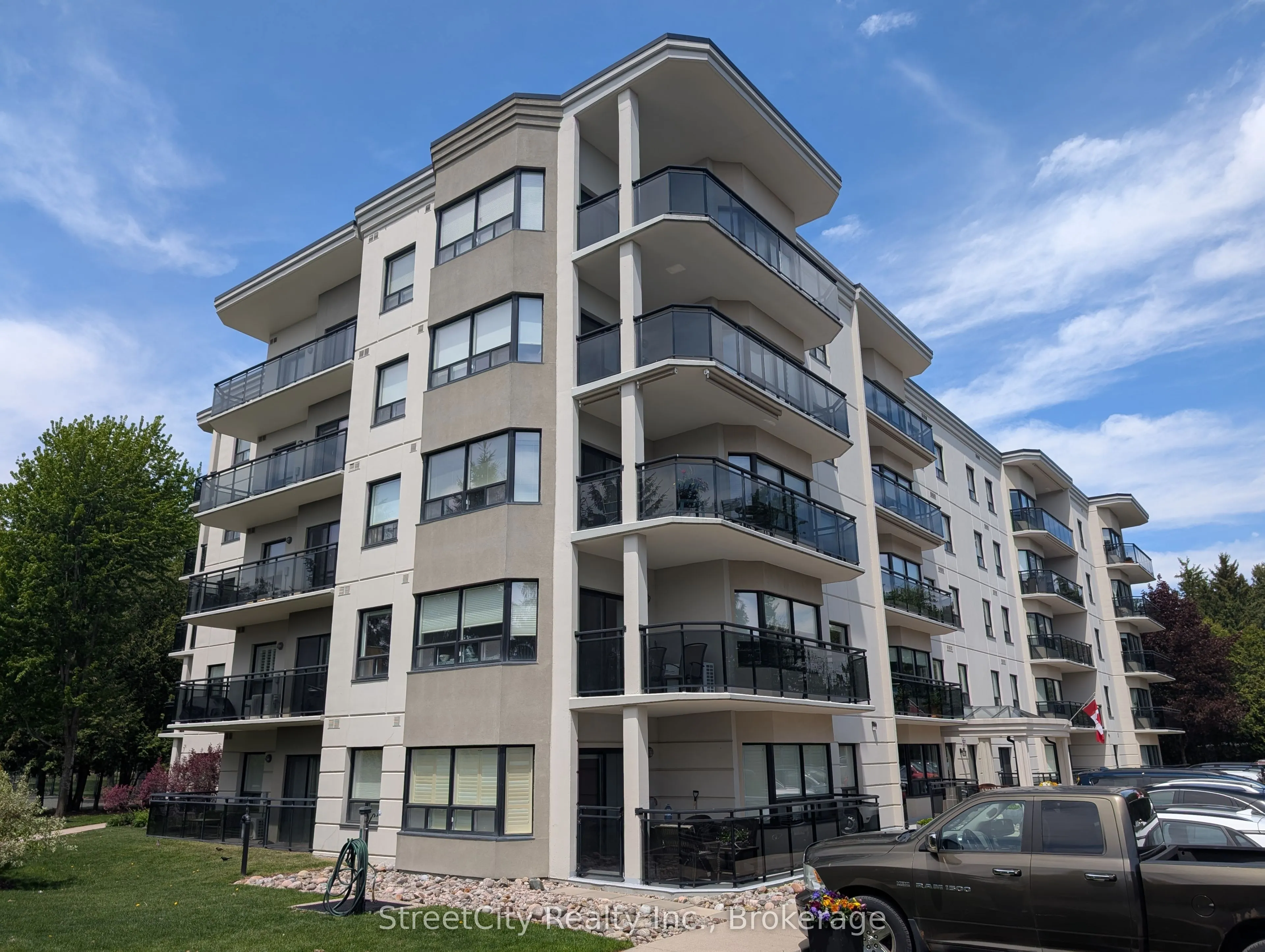 160 Romeo Street S, #501