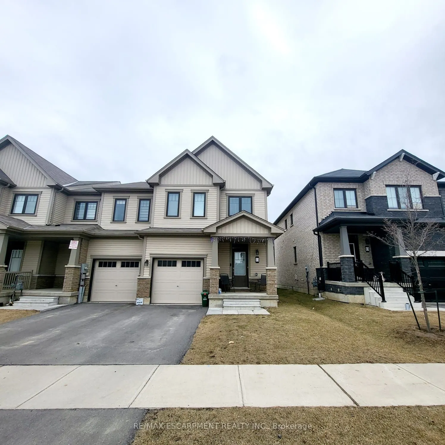 11 Amos Avenue
