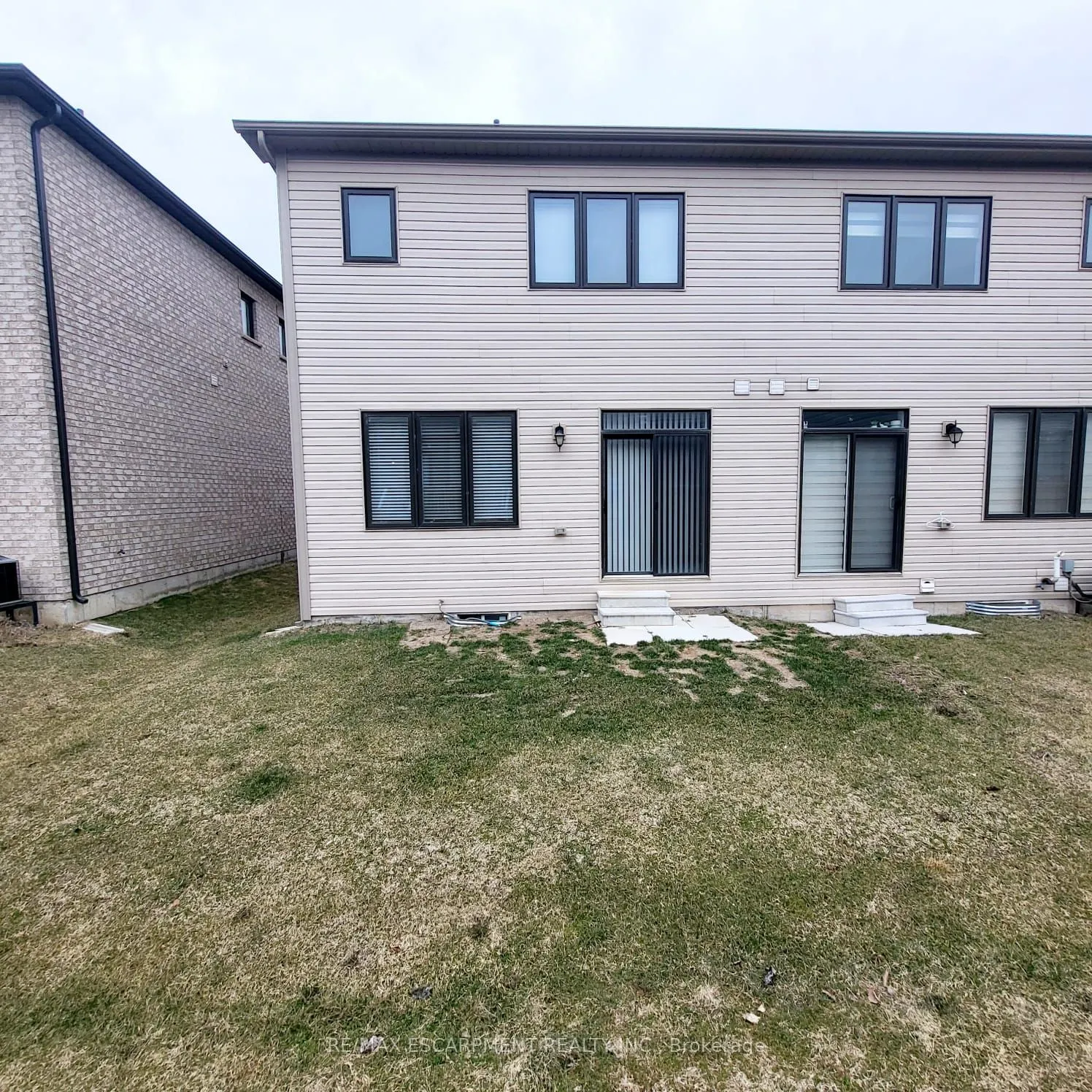 11 Amos Avenue