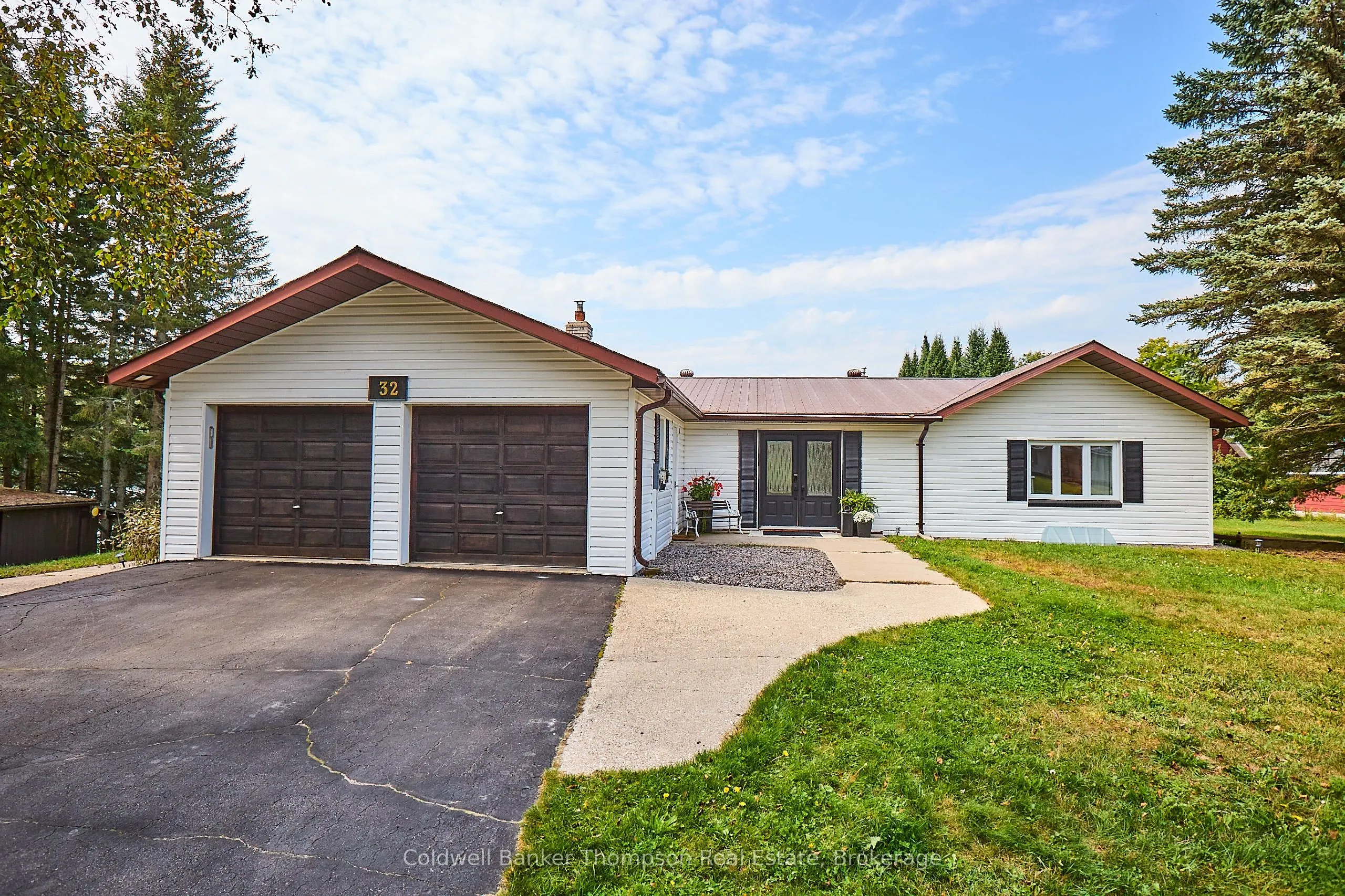 32 Beach Road
