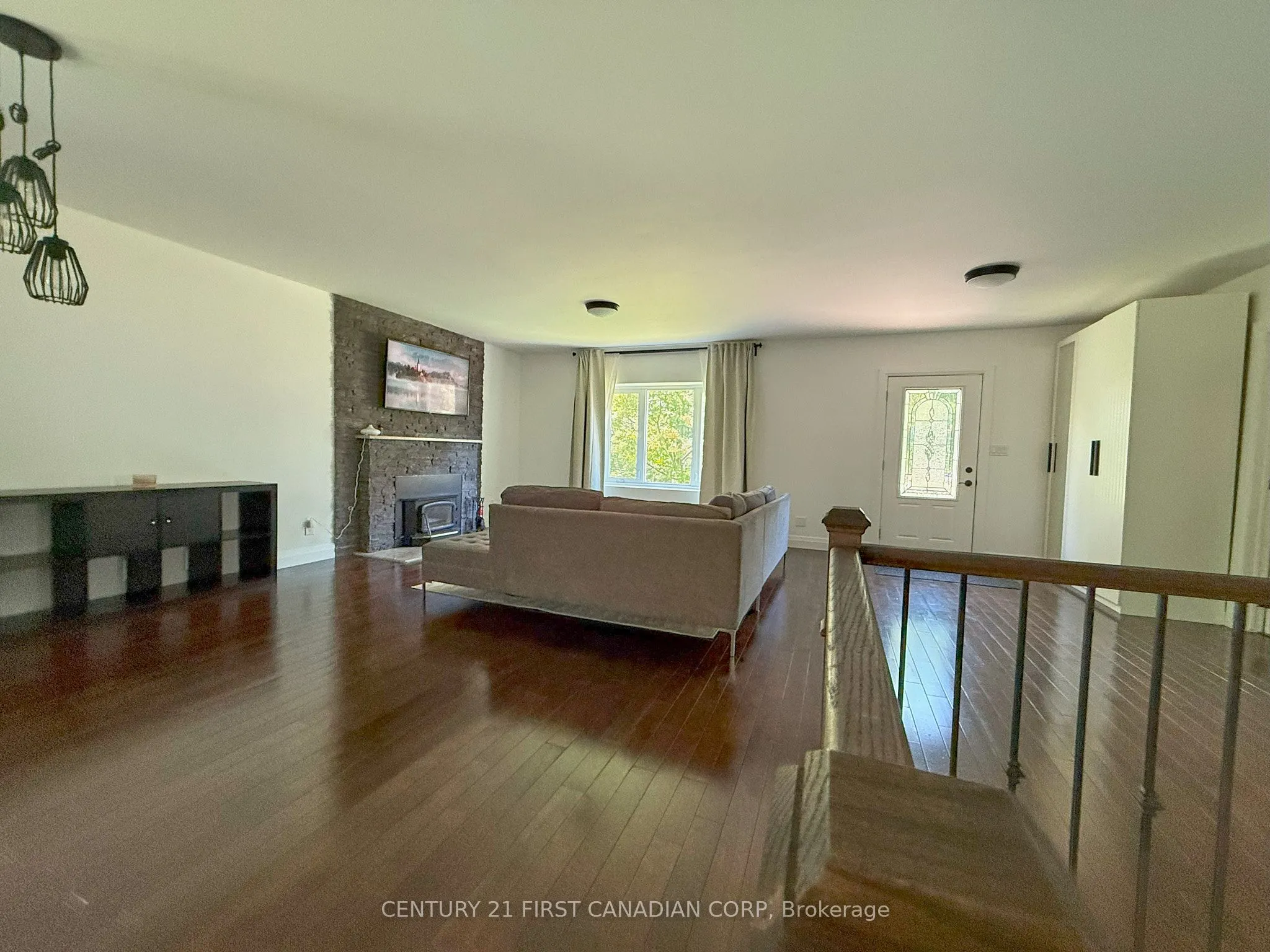 205 King Edward Street