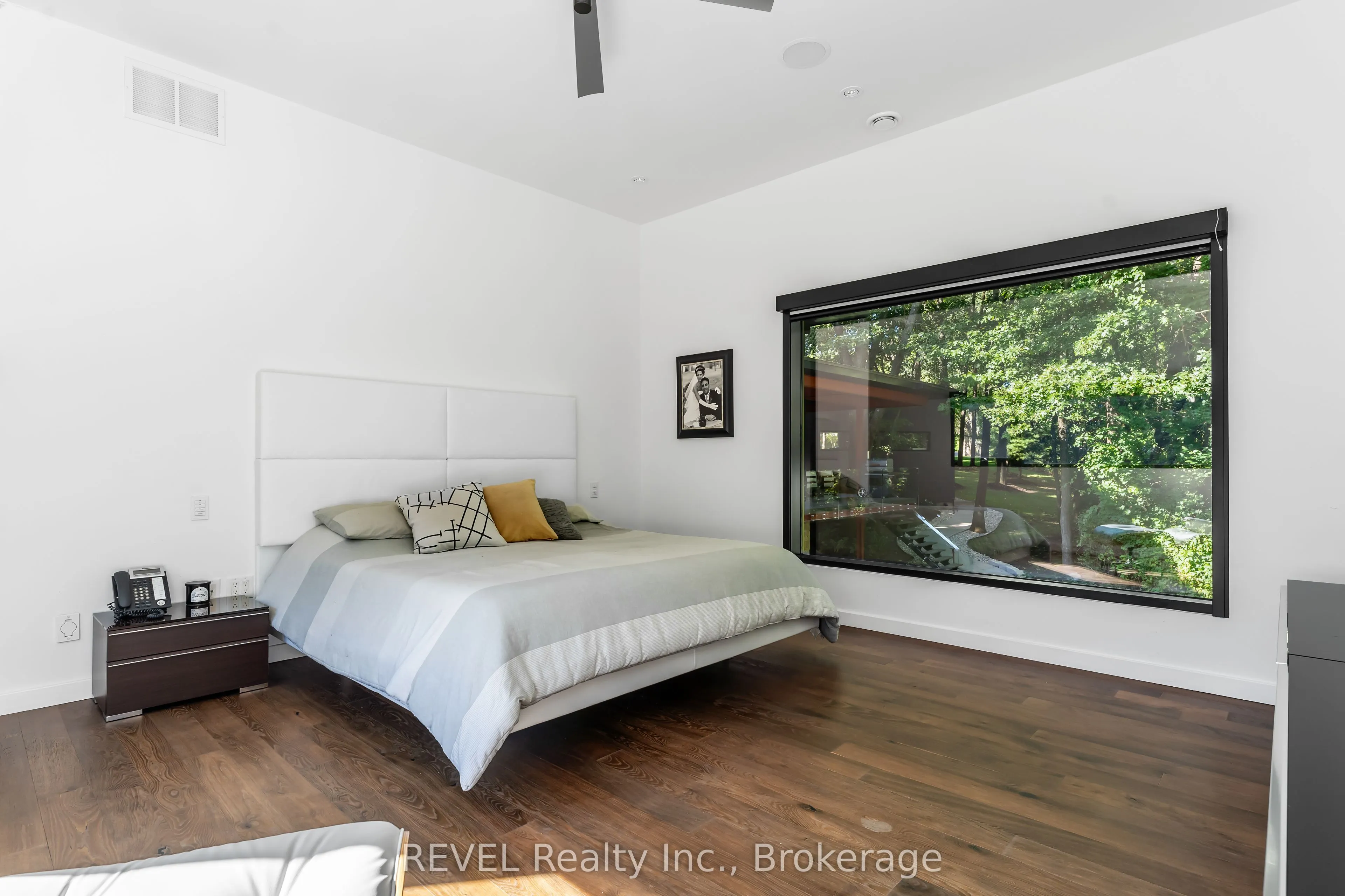 250 Canboro Road