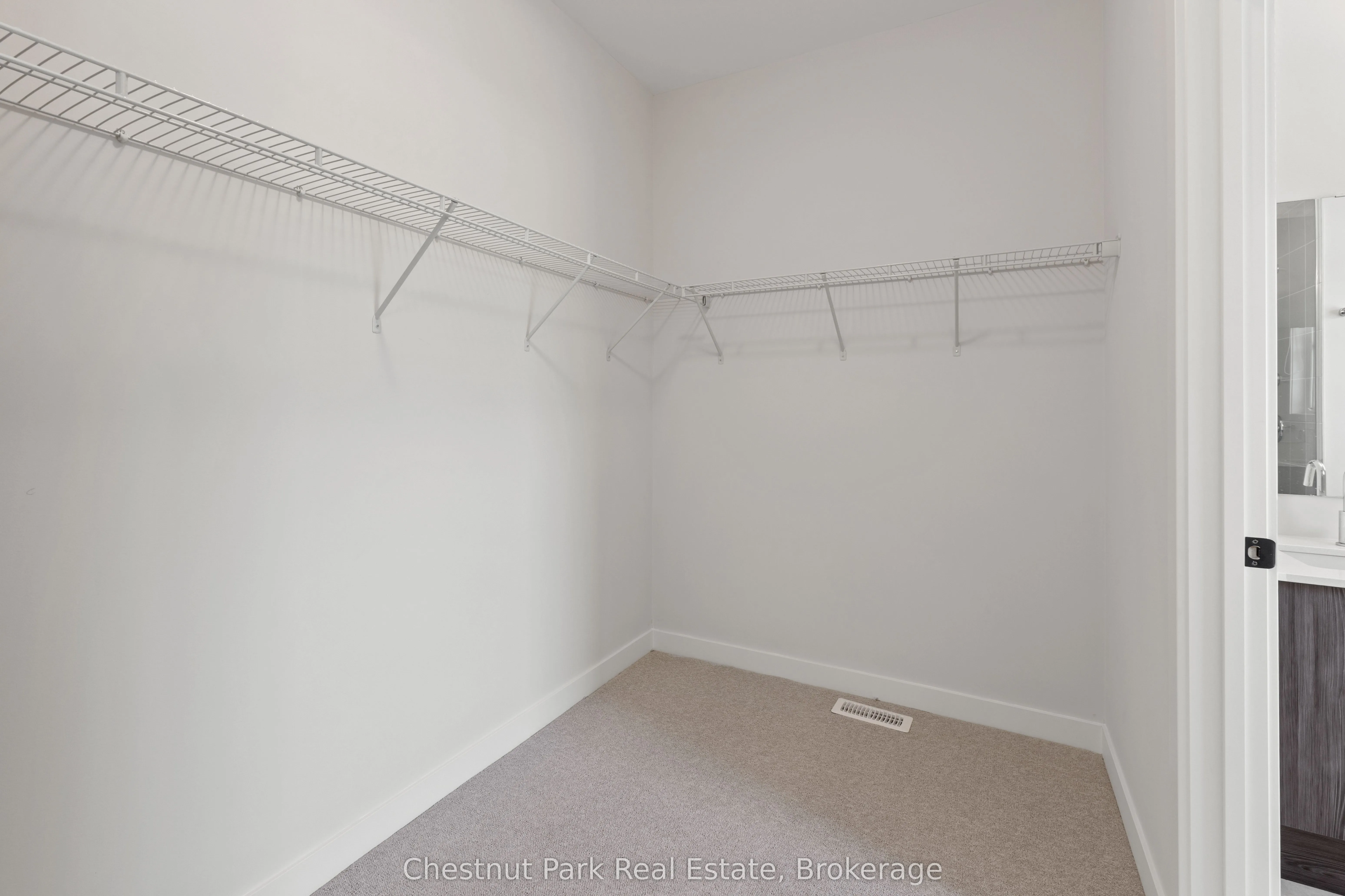 1003 Kings Ridge Court