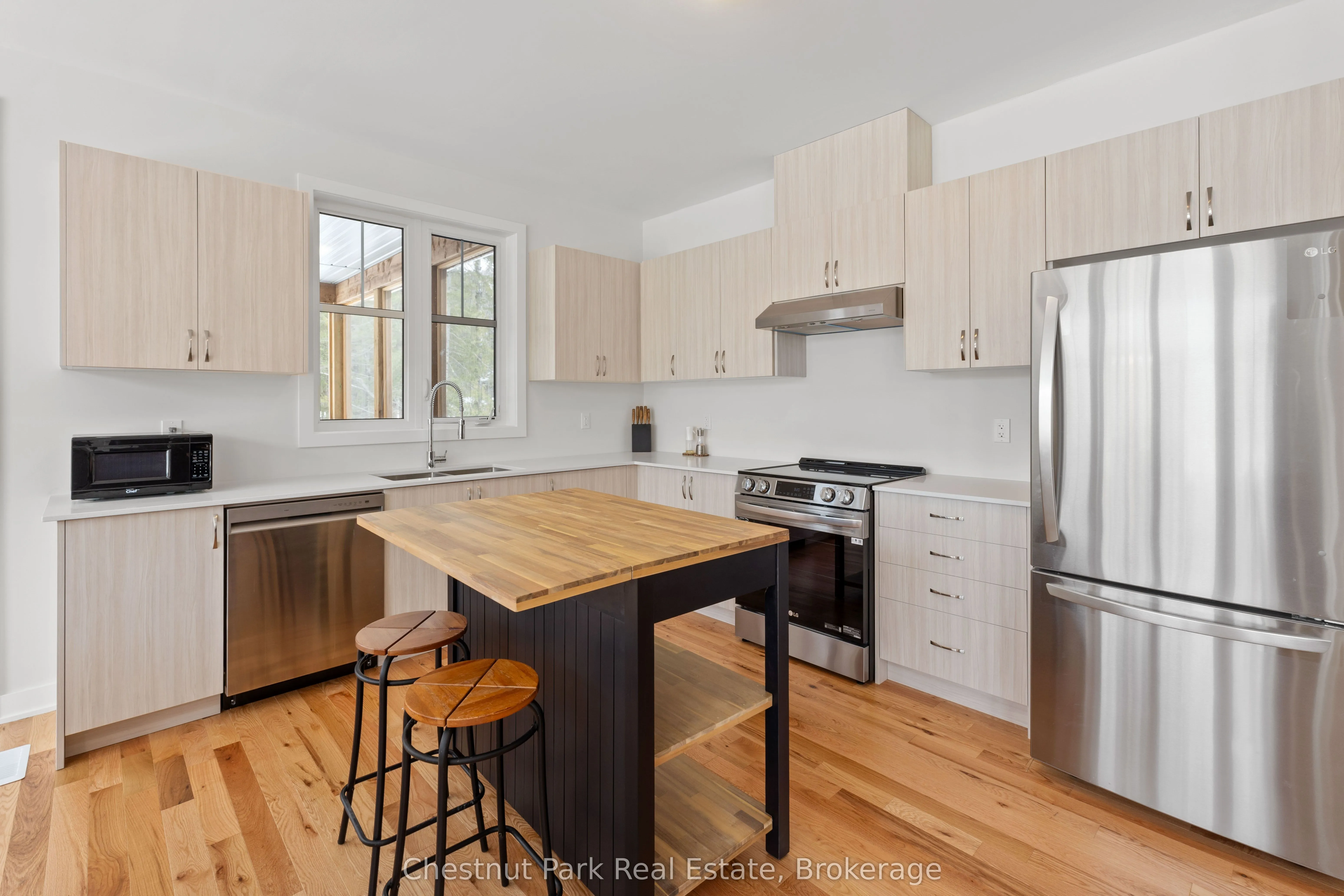 1003 Kings Ridge Court