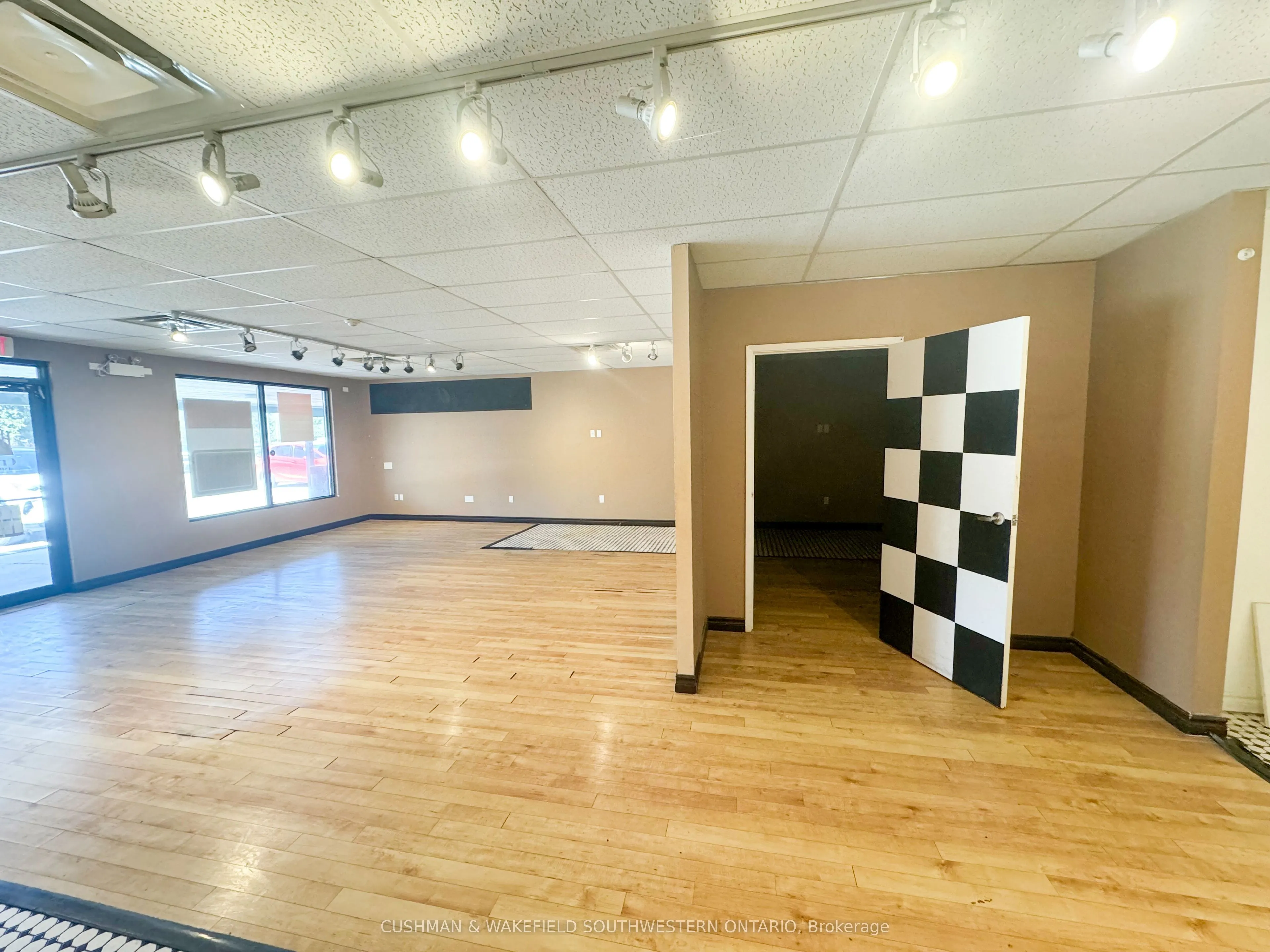 502 Springbank Drive, #2