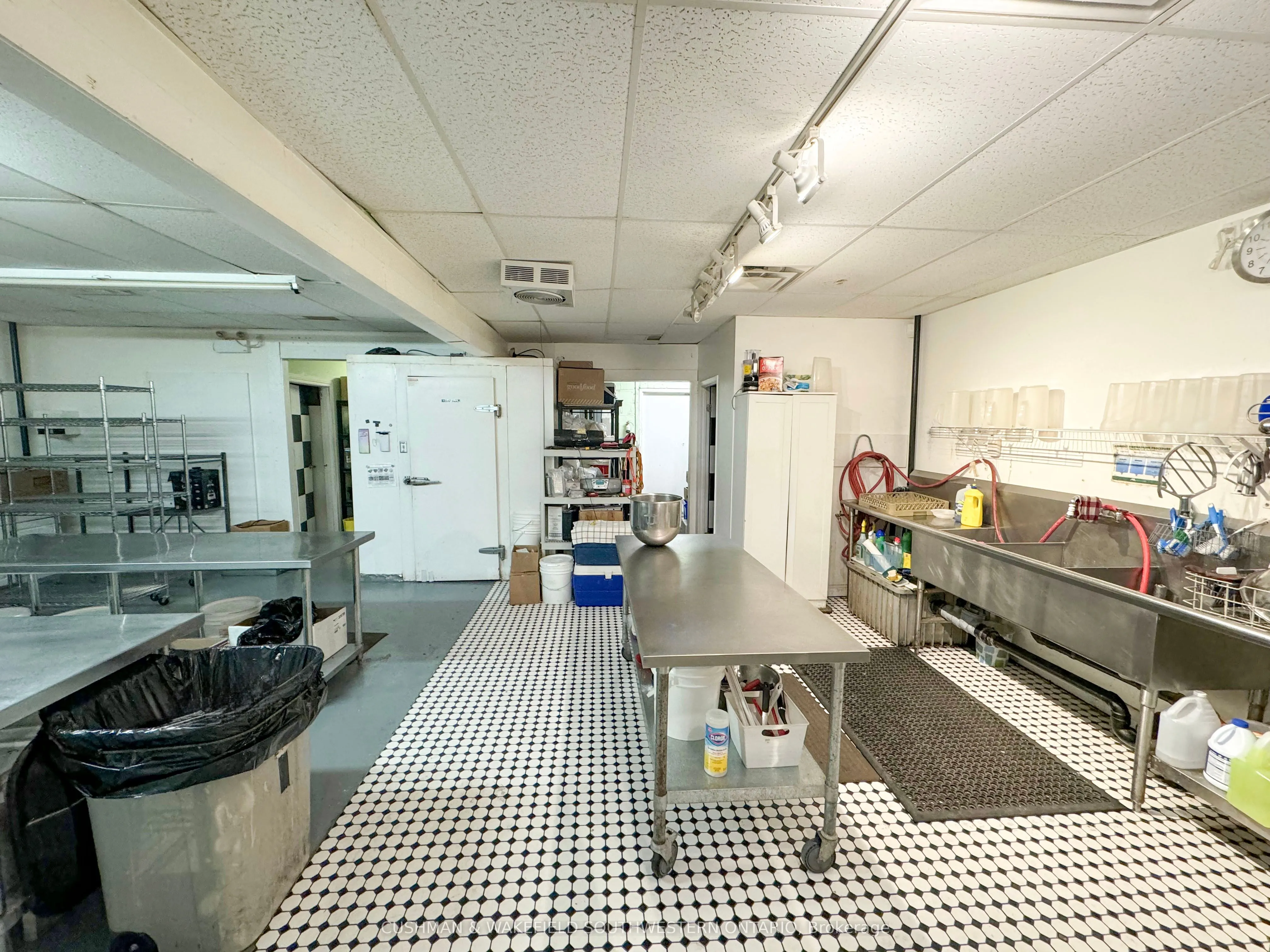 502 Springbank Drive, #2A