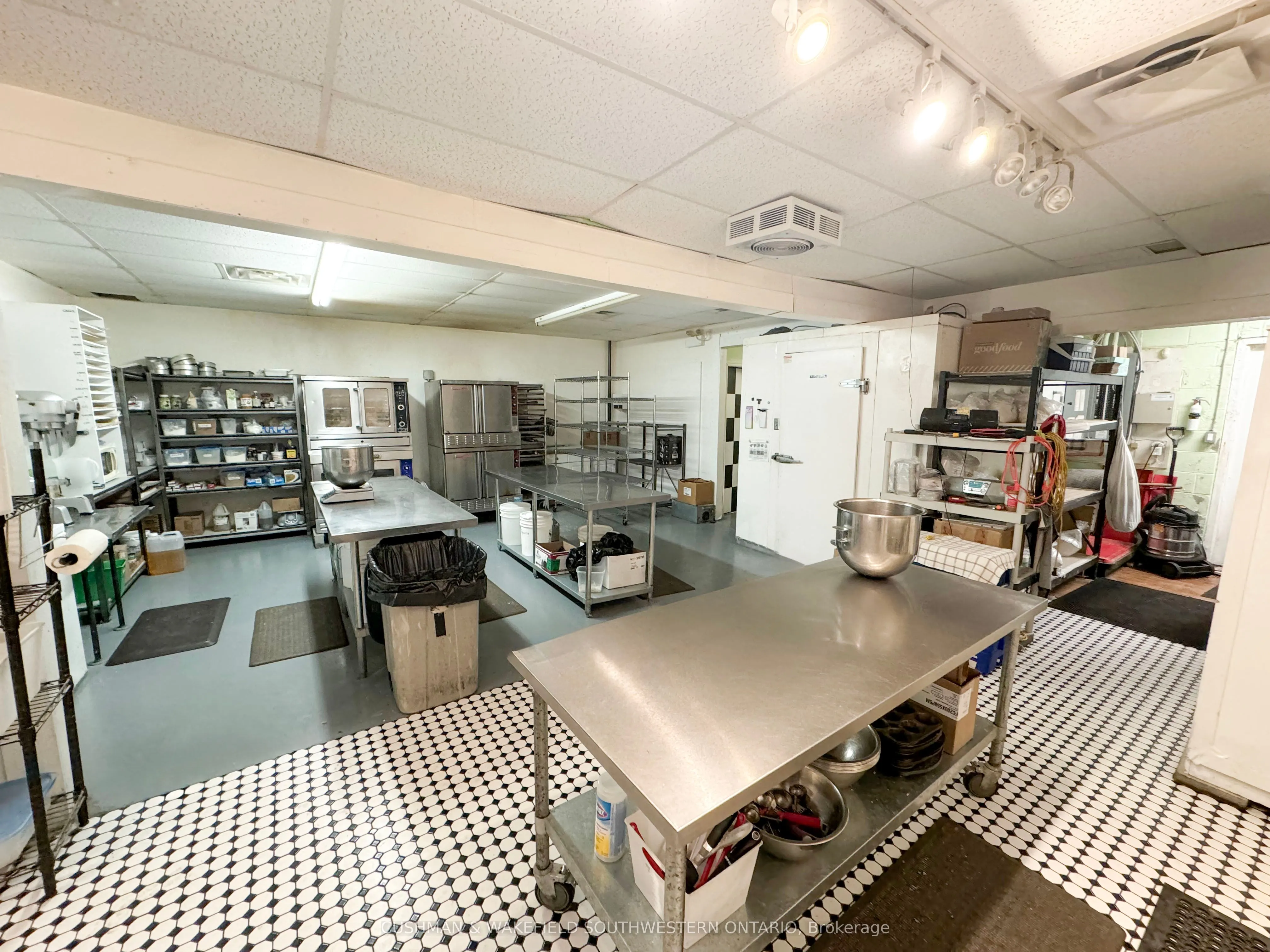 502 Springbank Drive, #2B