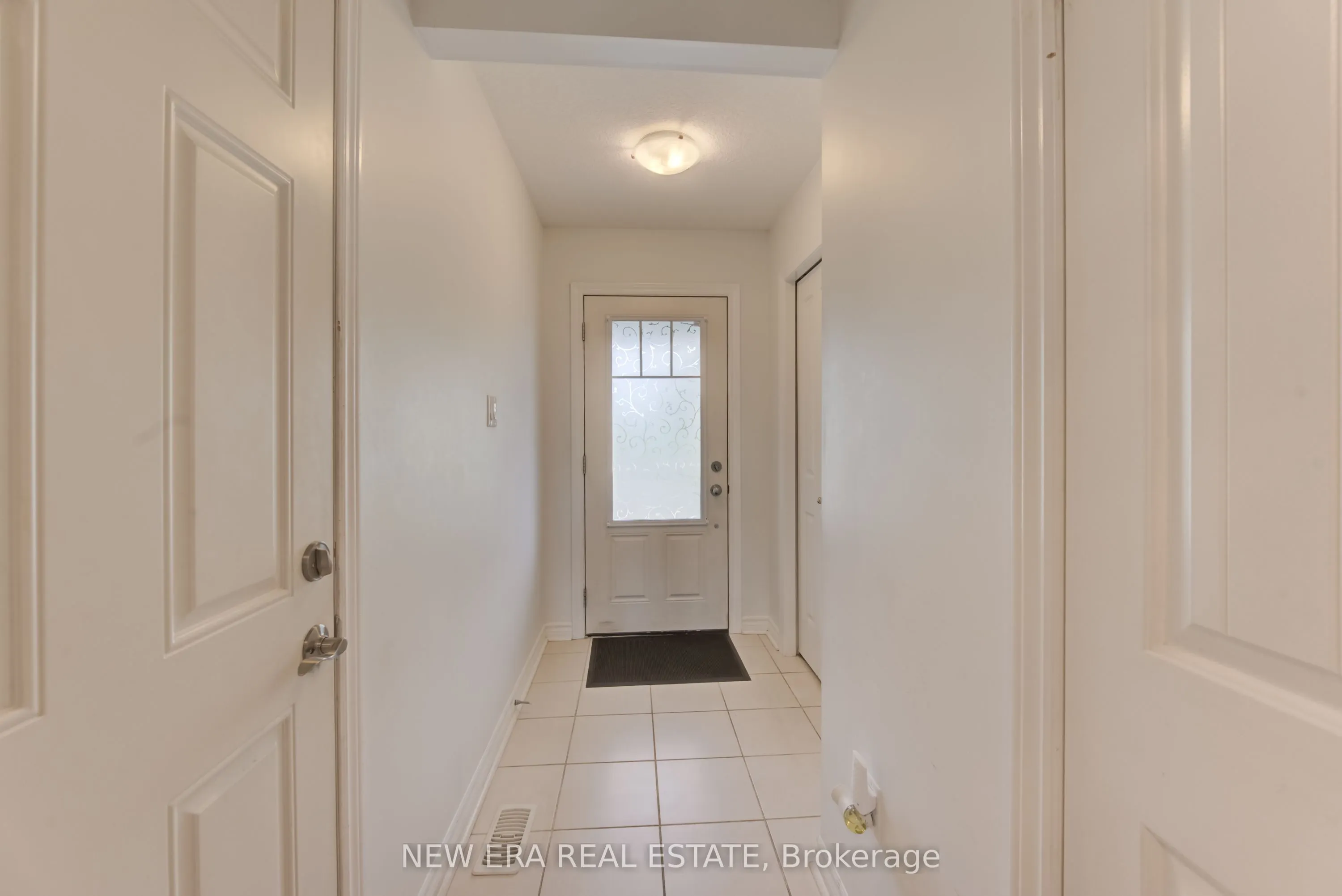 34 Arlington Crescent, #24